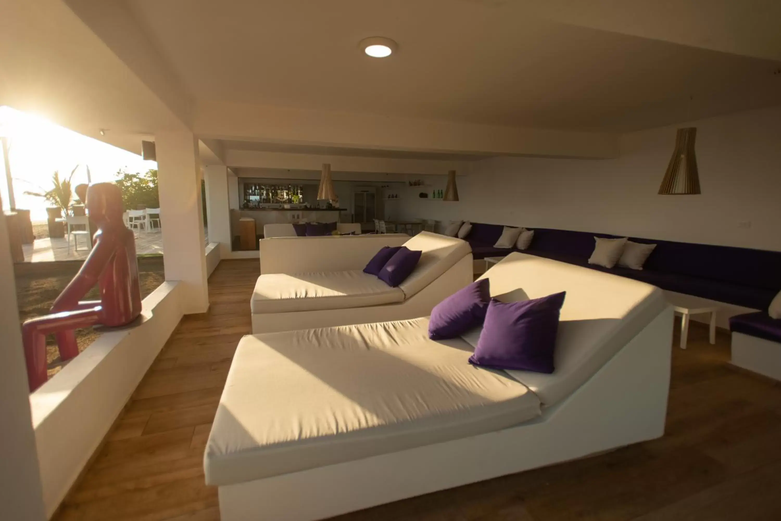 Lounge or bar, Bed in Ultravioleta Boutique Residences