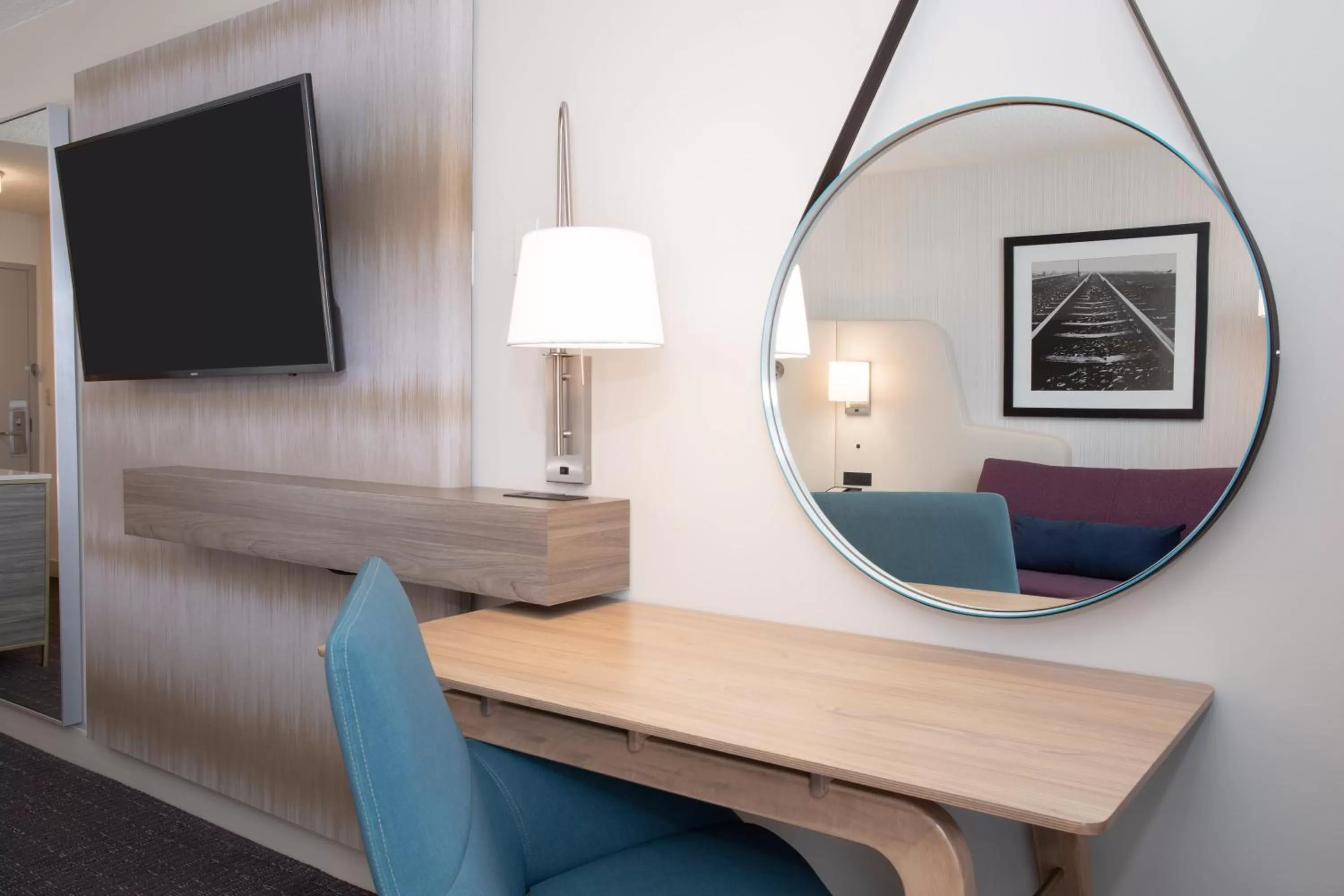 Photo of the whole room in Crowne Plaza Kansas City Downtown by IHG