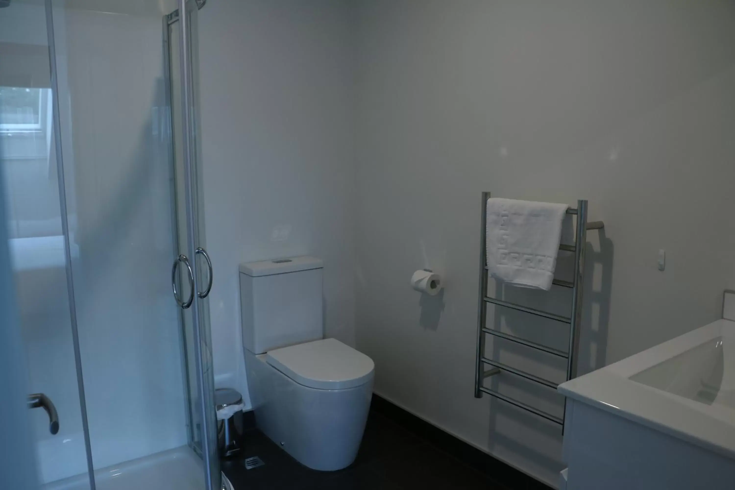 Bathroom in MCM Motel Christchurch