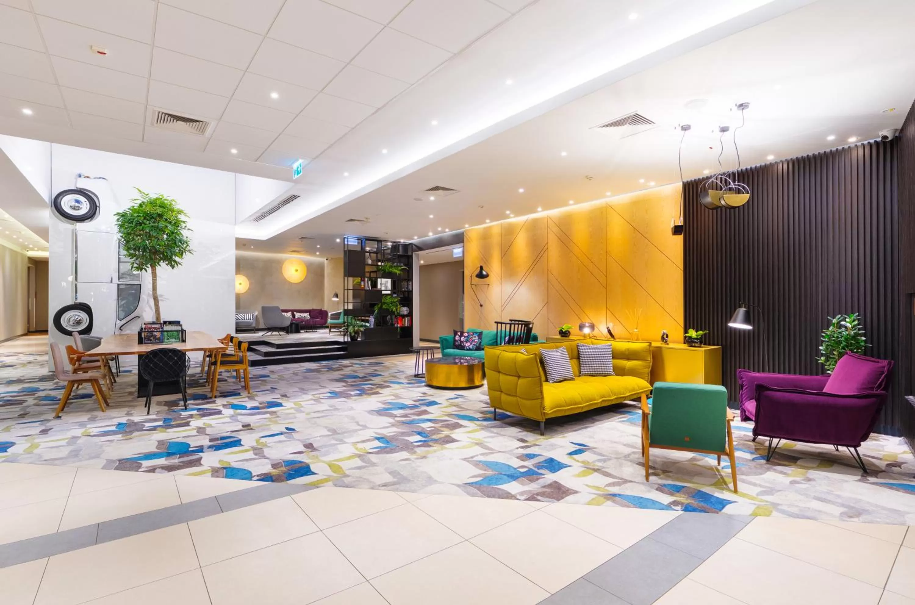 Lobby or reception in Mercure Warszawa Grand