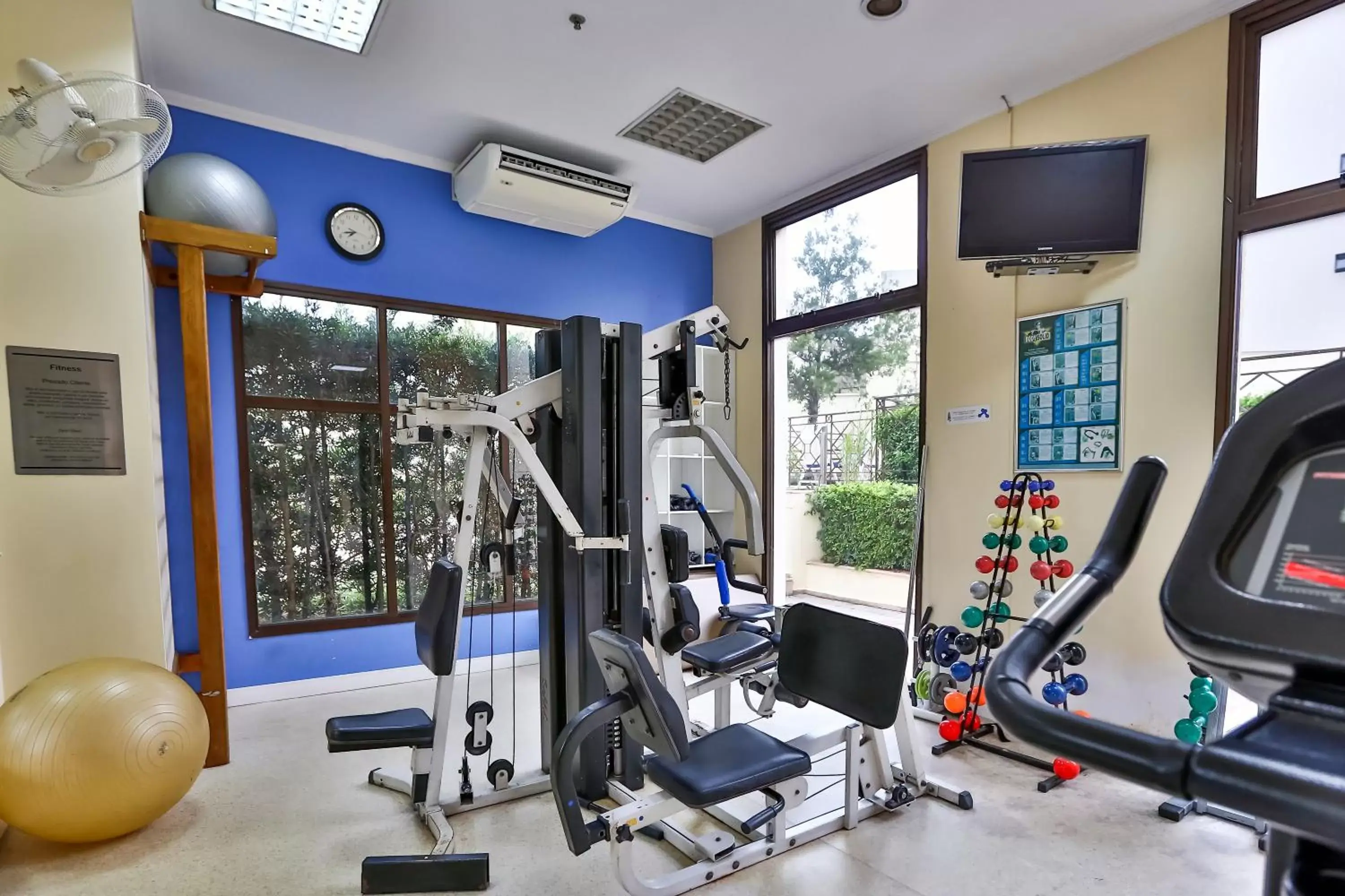 Fitness centre/facilities, Fitness Center/Facilities in Quality Suites Vila Olimpia