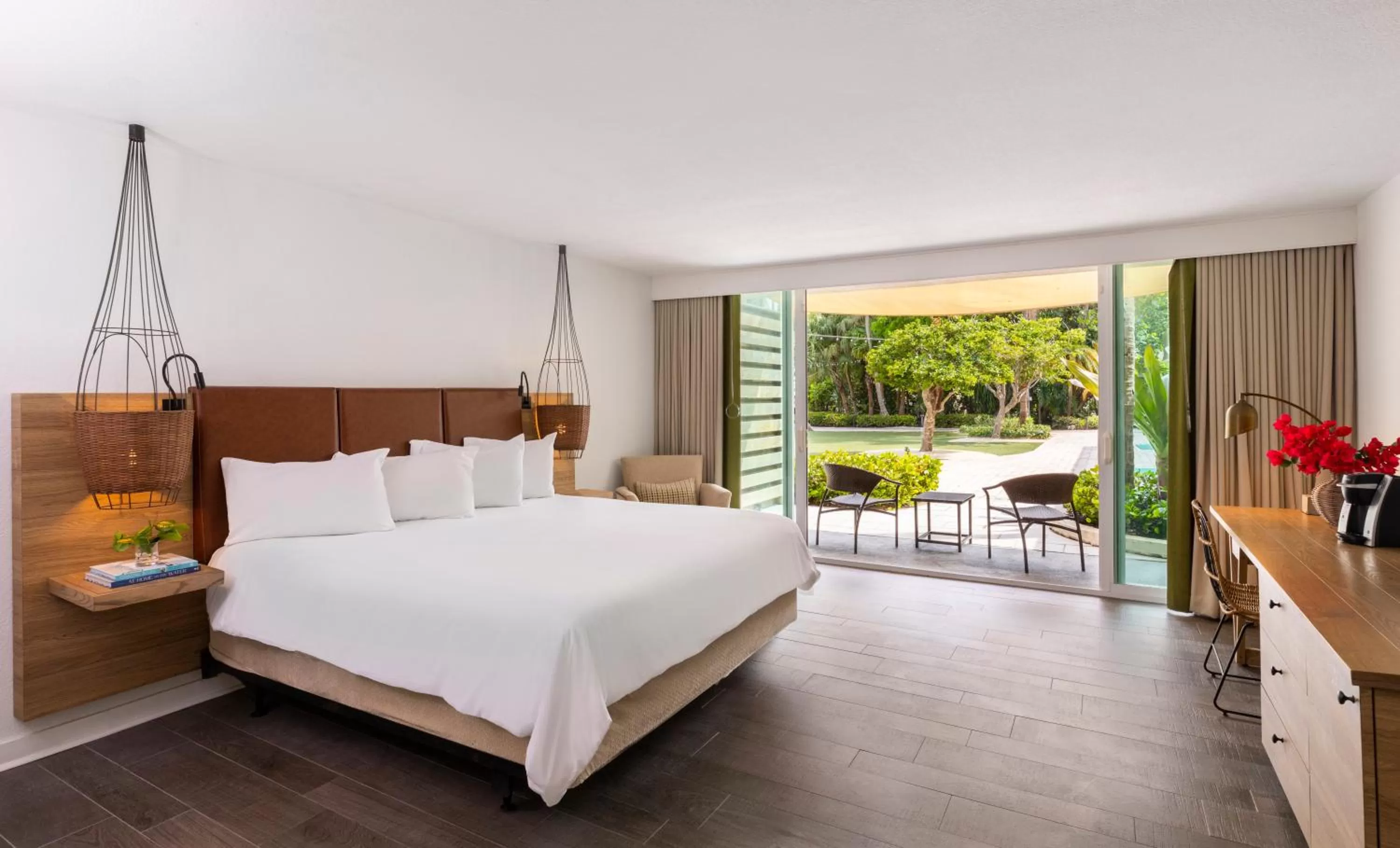 Bed in Amara Cay Resort