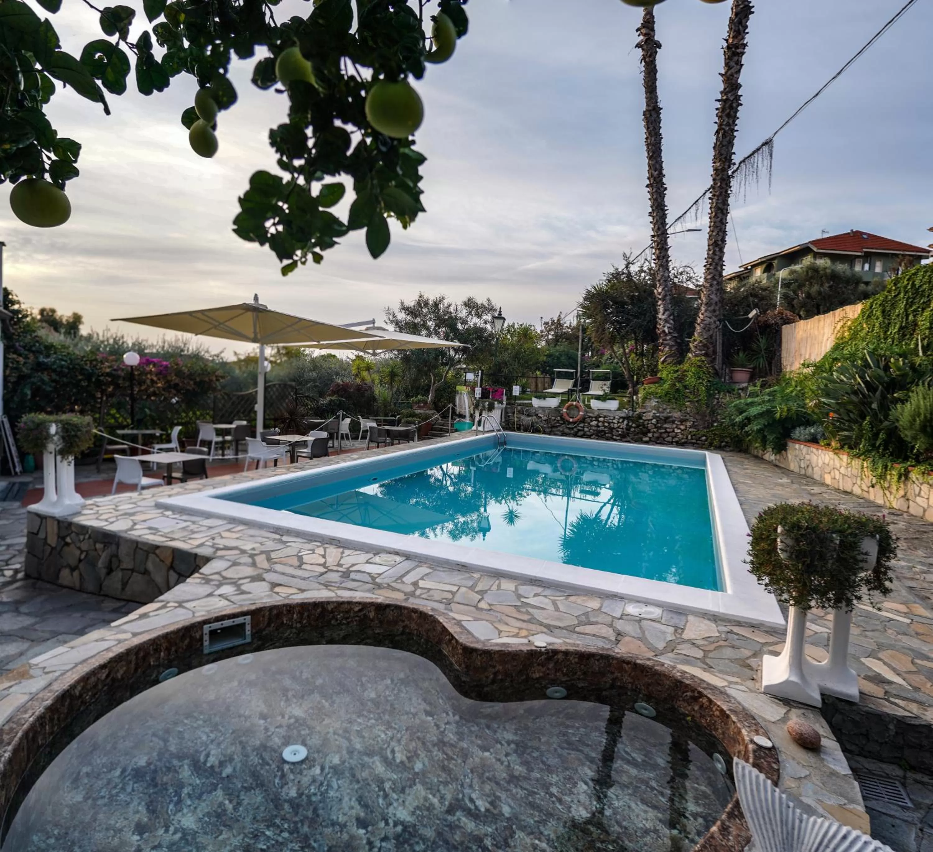 Hot Tub in Hotel Bellavista