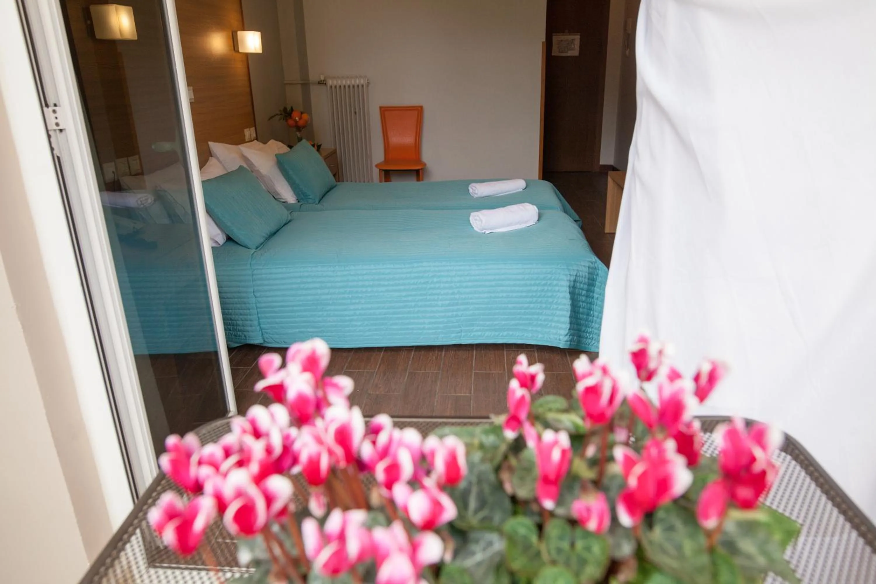 Staff, Bed in Myrto Hotel