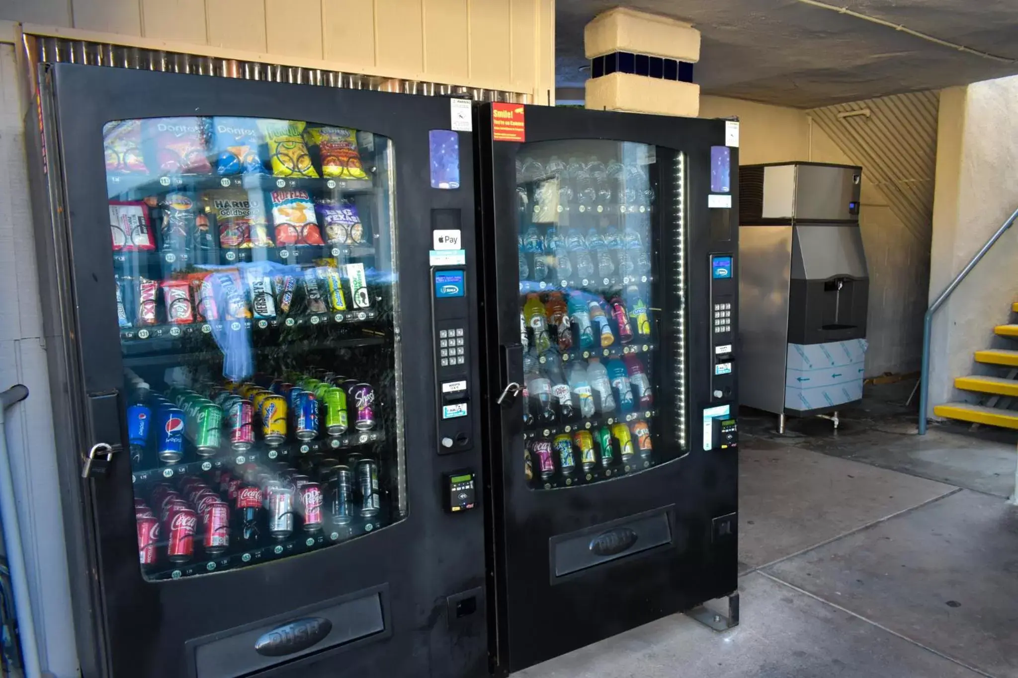 vending machine in Rodeway Inn Encinitas North