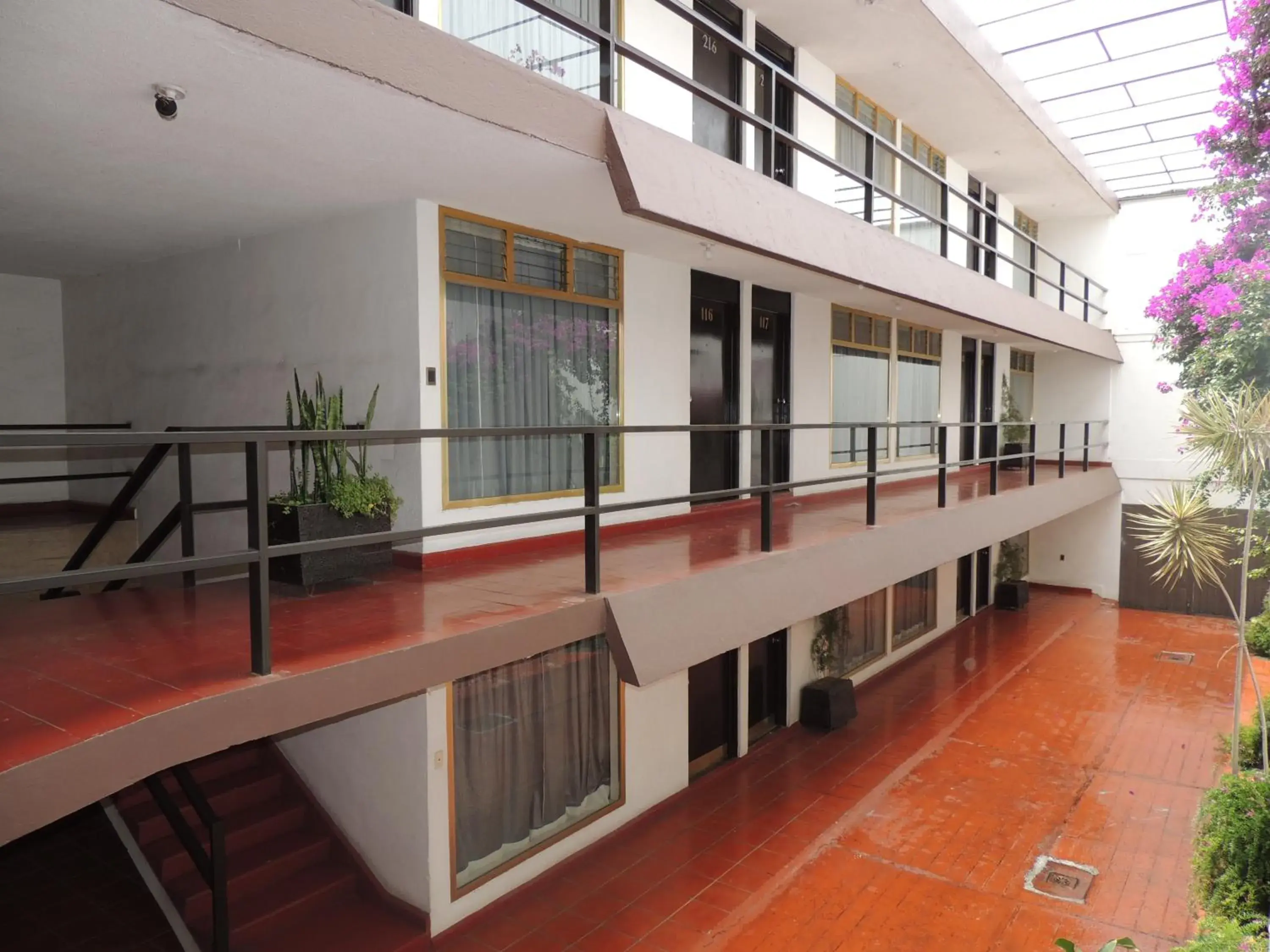 Property building, Balcony/Terrace in Hotel Lizbeth