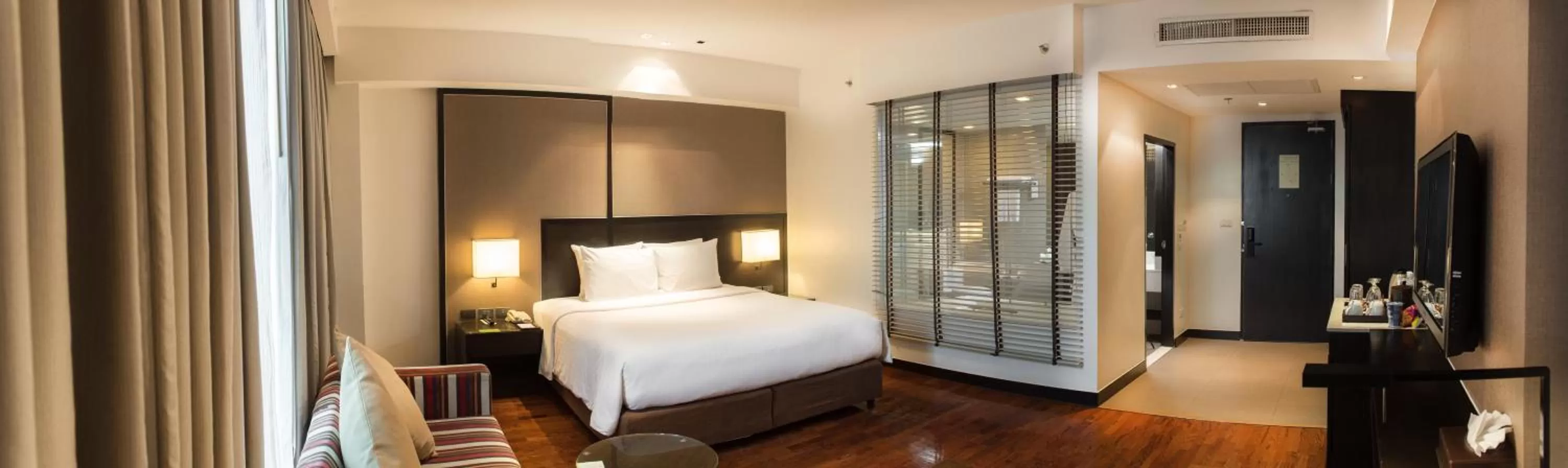 Bedroom, Bed in Signature Pattaya