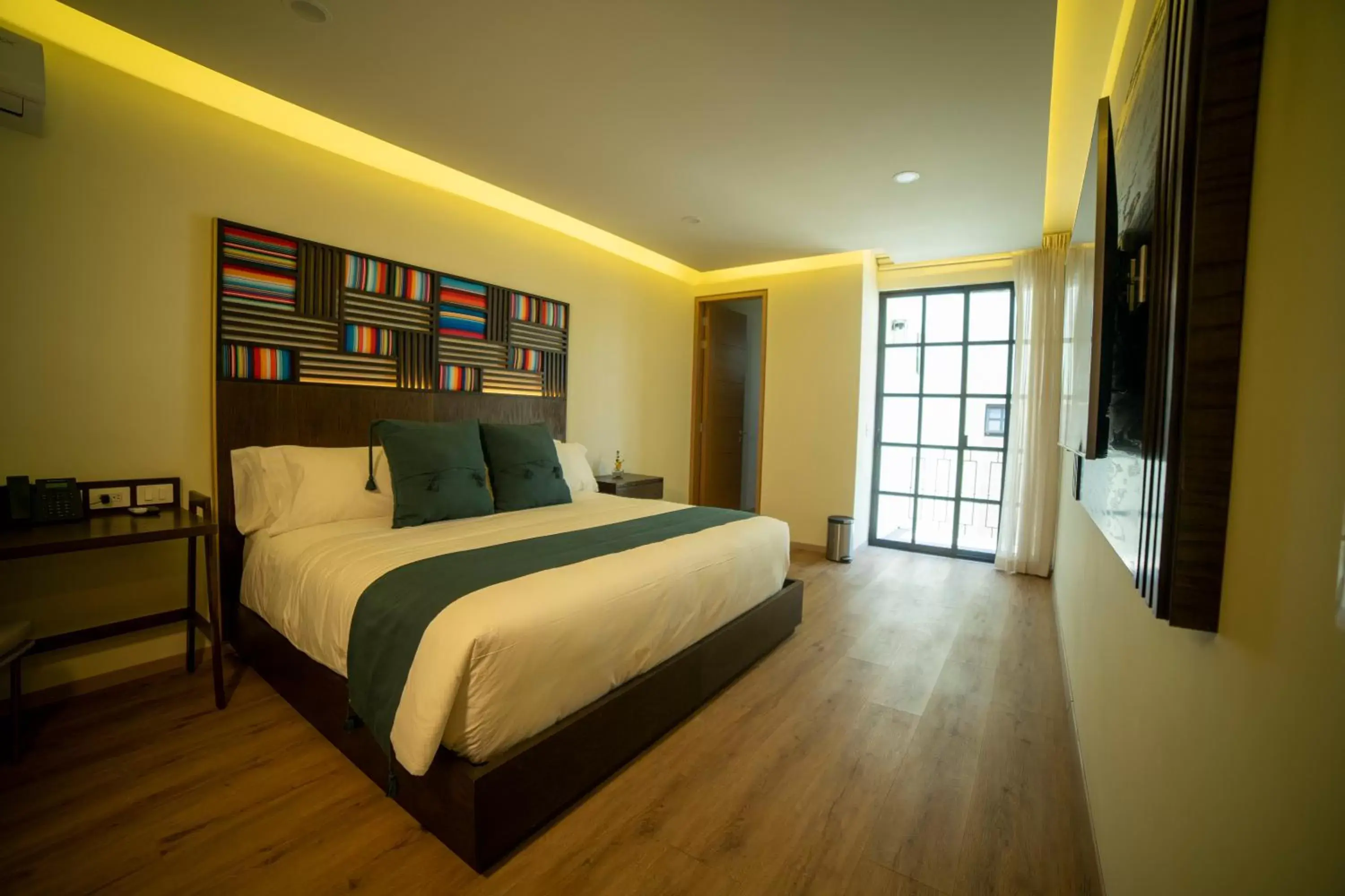 Bedroom, Bed in Hotel Dex Tlaquepaque