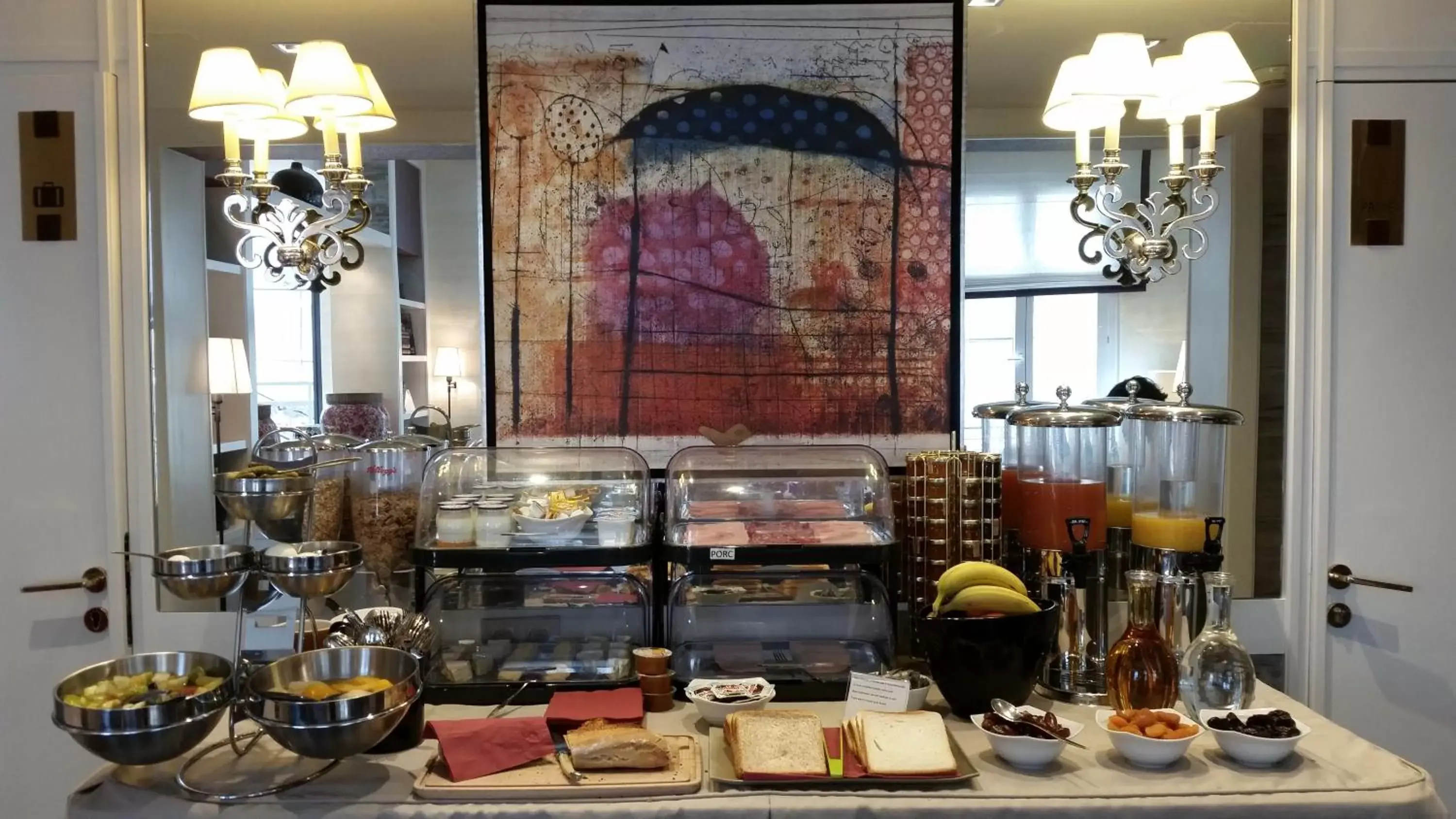 Day, Restaurant/Places to Eat in Hôtel Du Bois Champs-Elysées