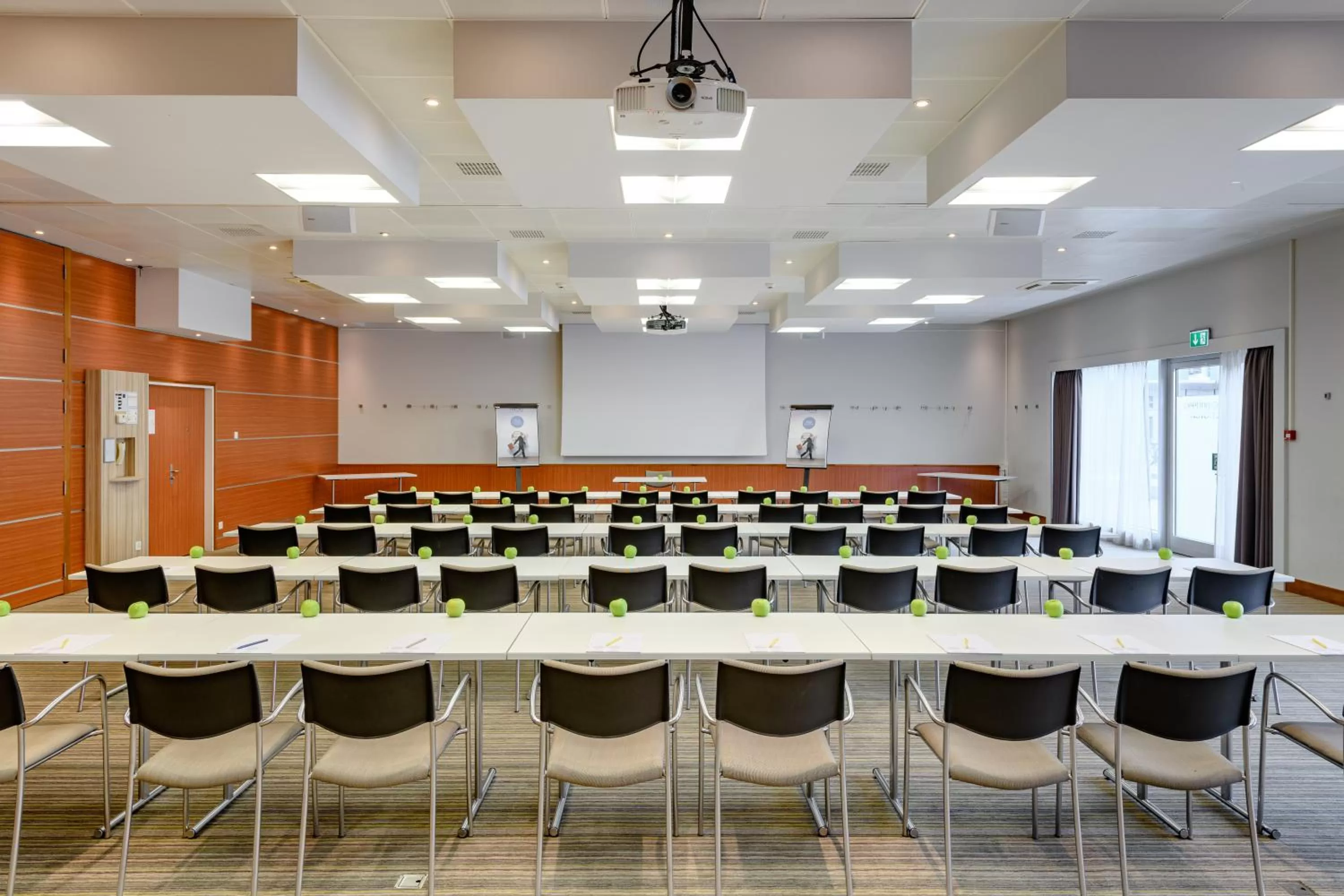 Banquet/Function facilities in Novotel Zurich City West