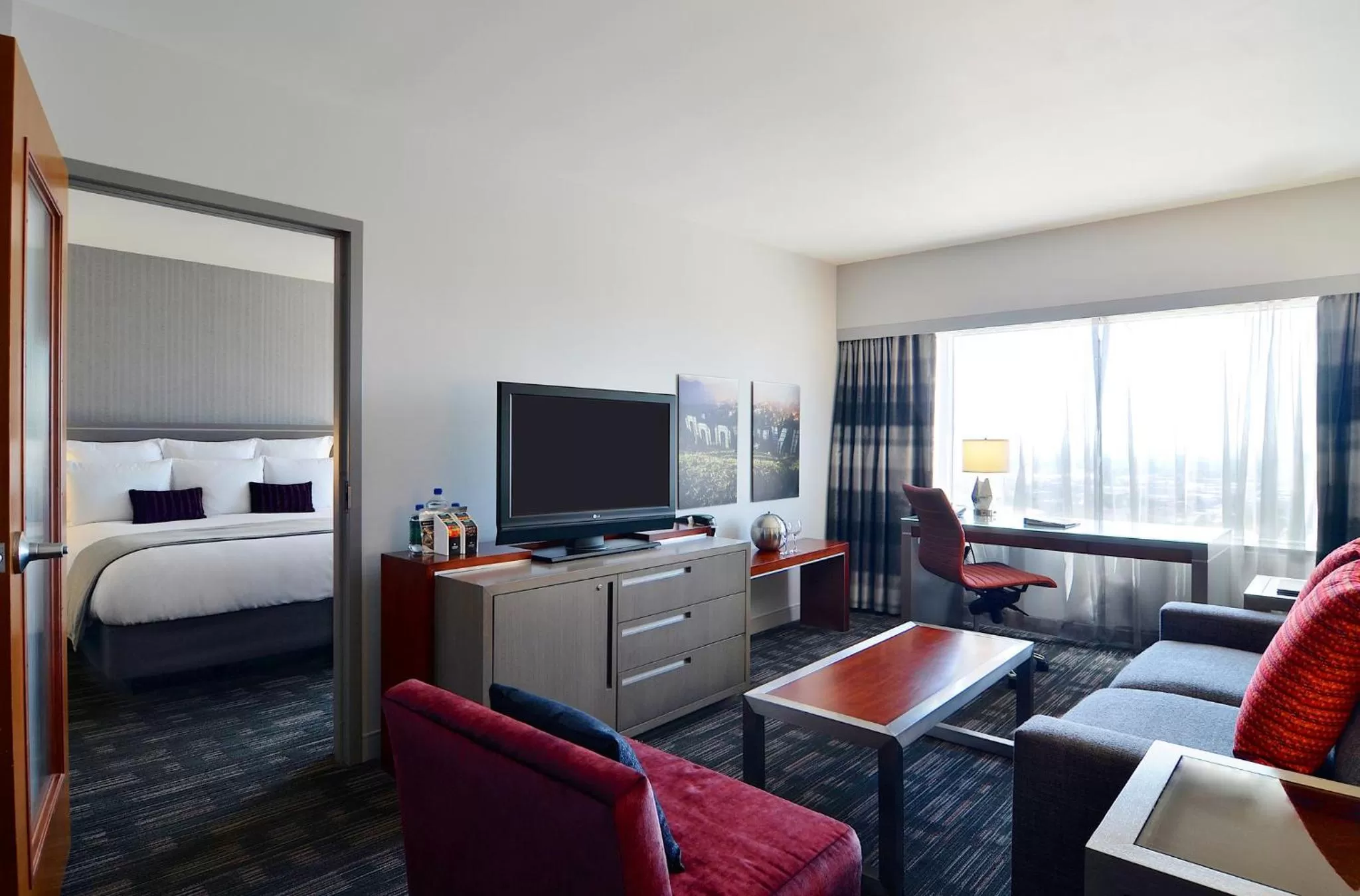 Bedroom, Bed in Loews Hollywood Hotel