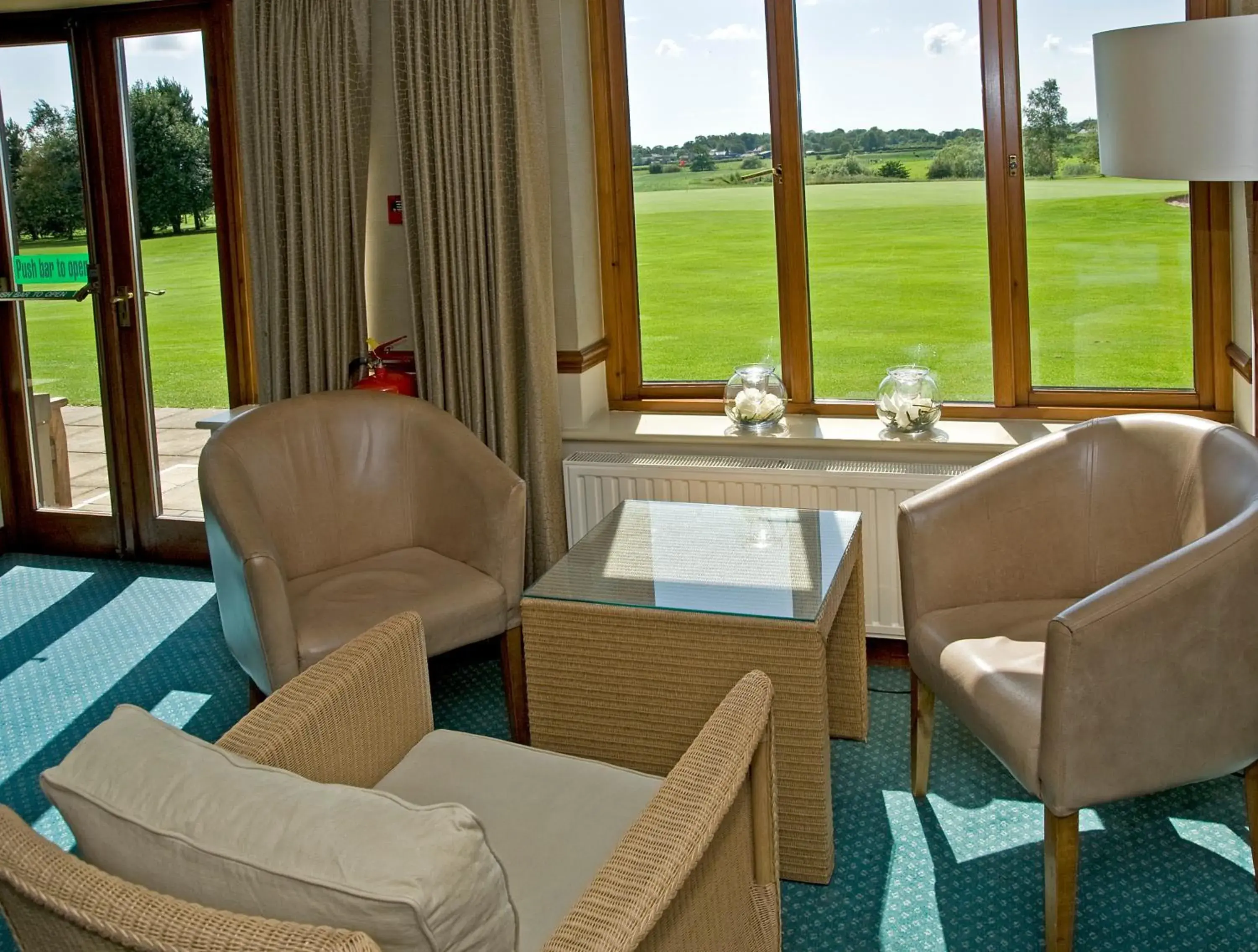 Lounge or bar in Best Western Preston Garstang Country Hotel and Golf Club