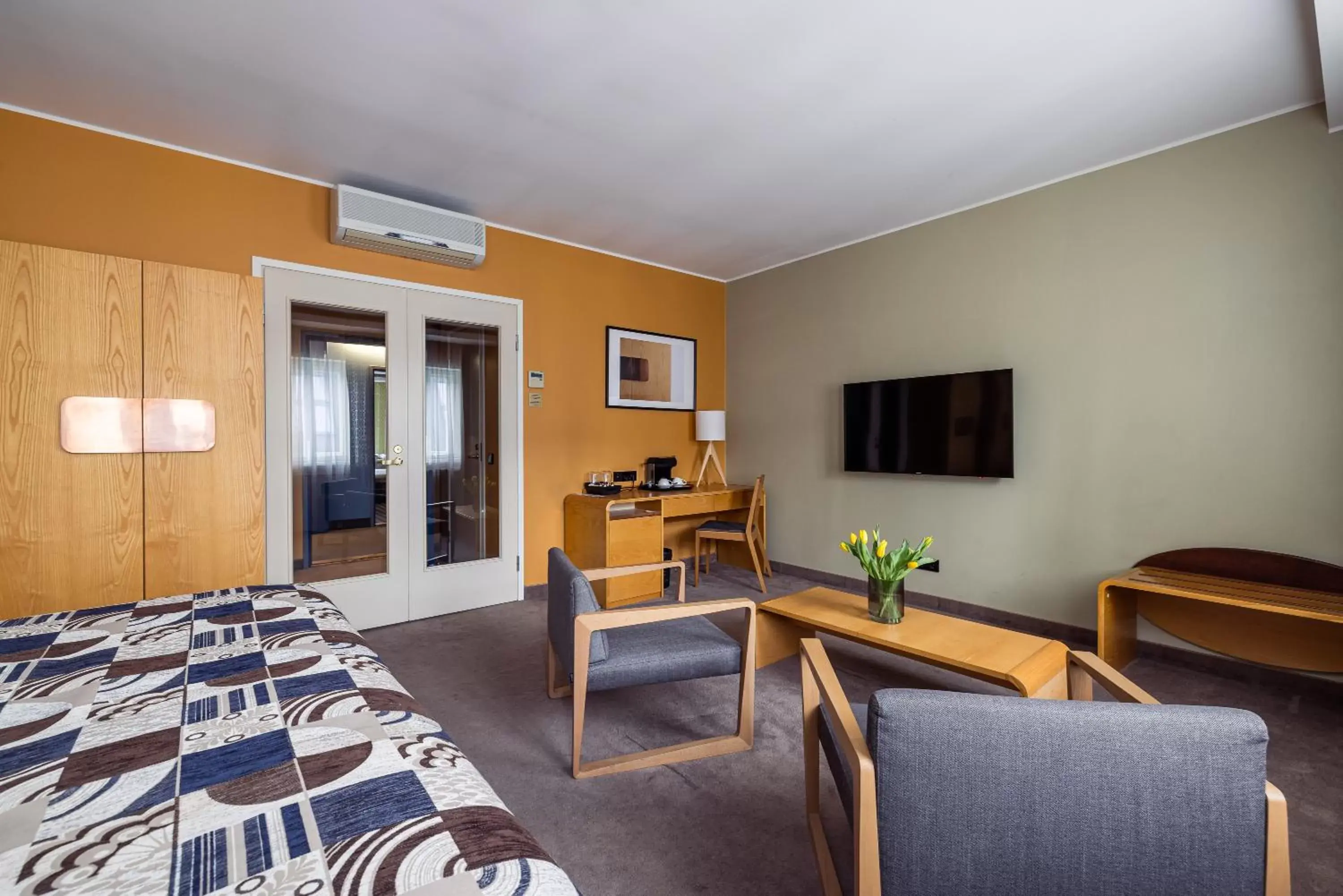 Photo of the whole room, Seating Area in Hotel Soho