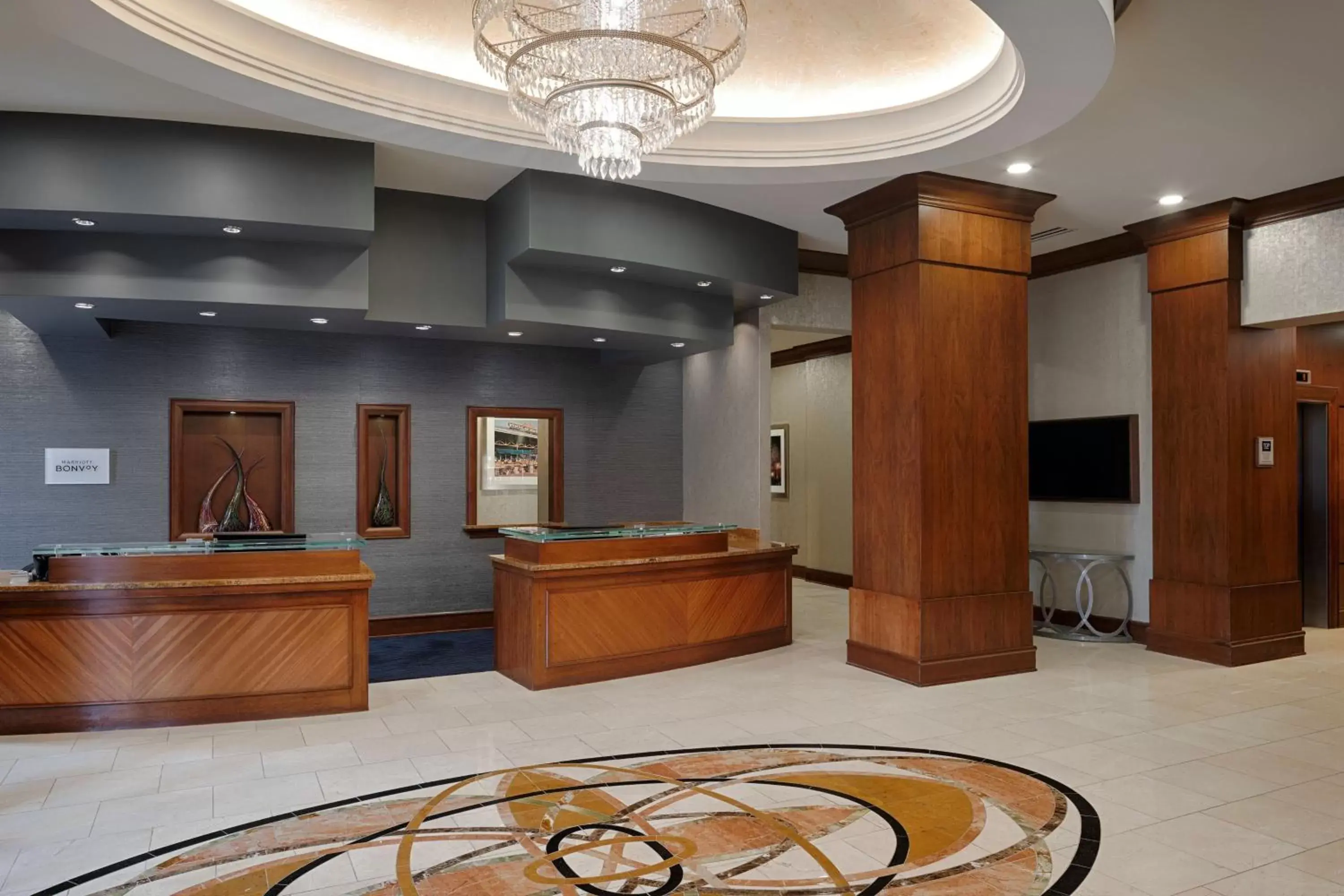 Lobby or reception, Lobby/Reception in Residence Inn by Marriott Cincinnati Downtown/The Phelps