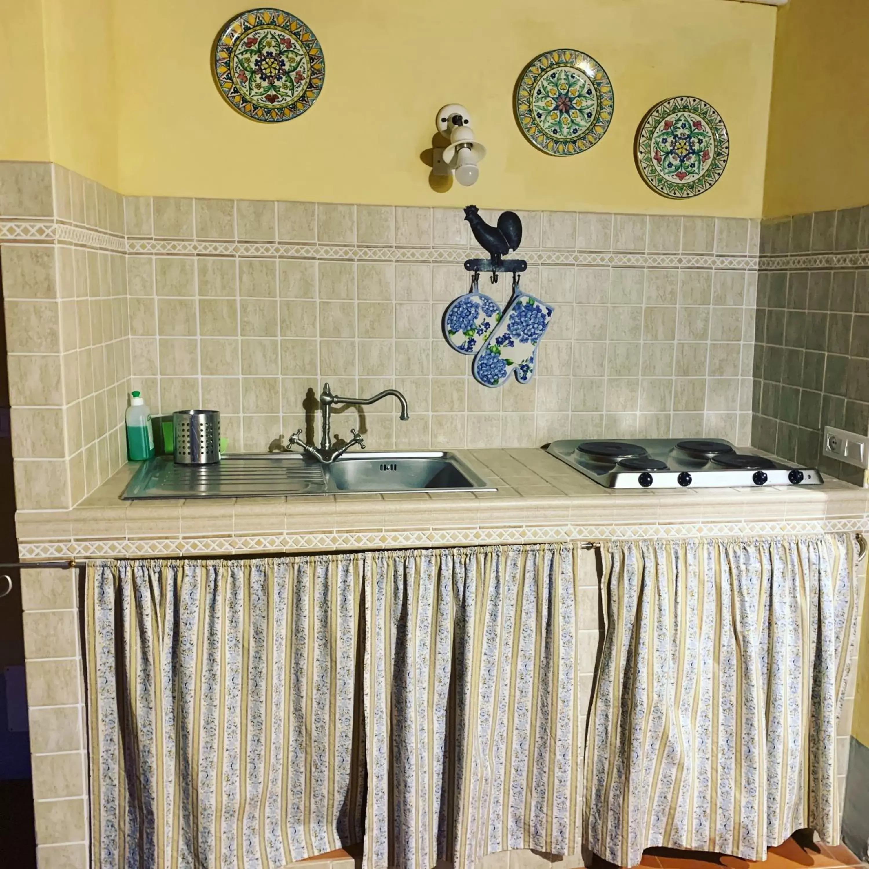 Kitchen or kitchenette in Locanda di Santantimo