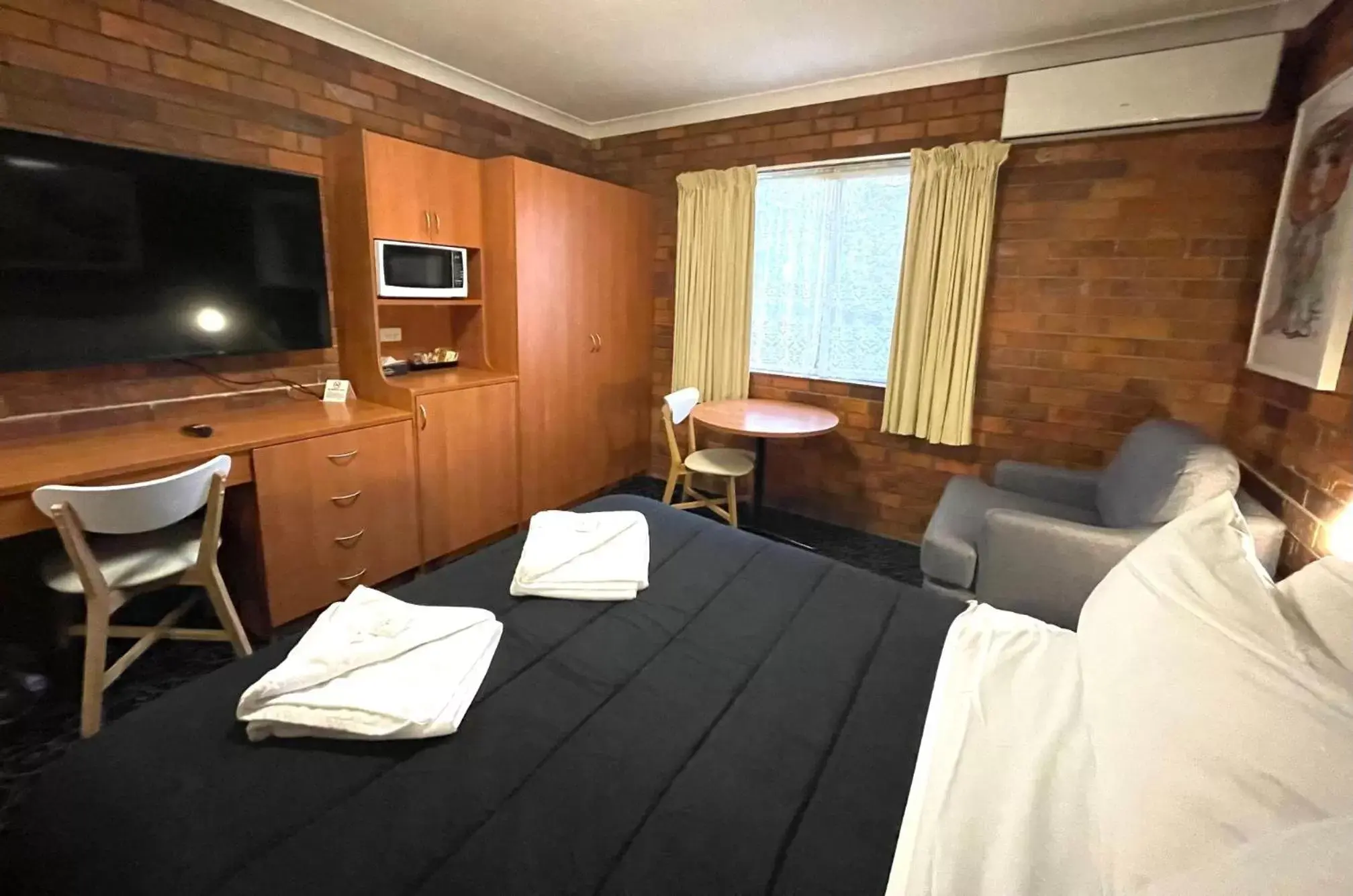 Bedroom, Bed in Shiralee Motel Guyra