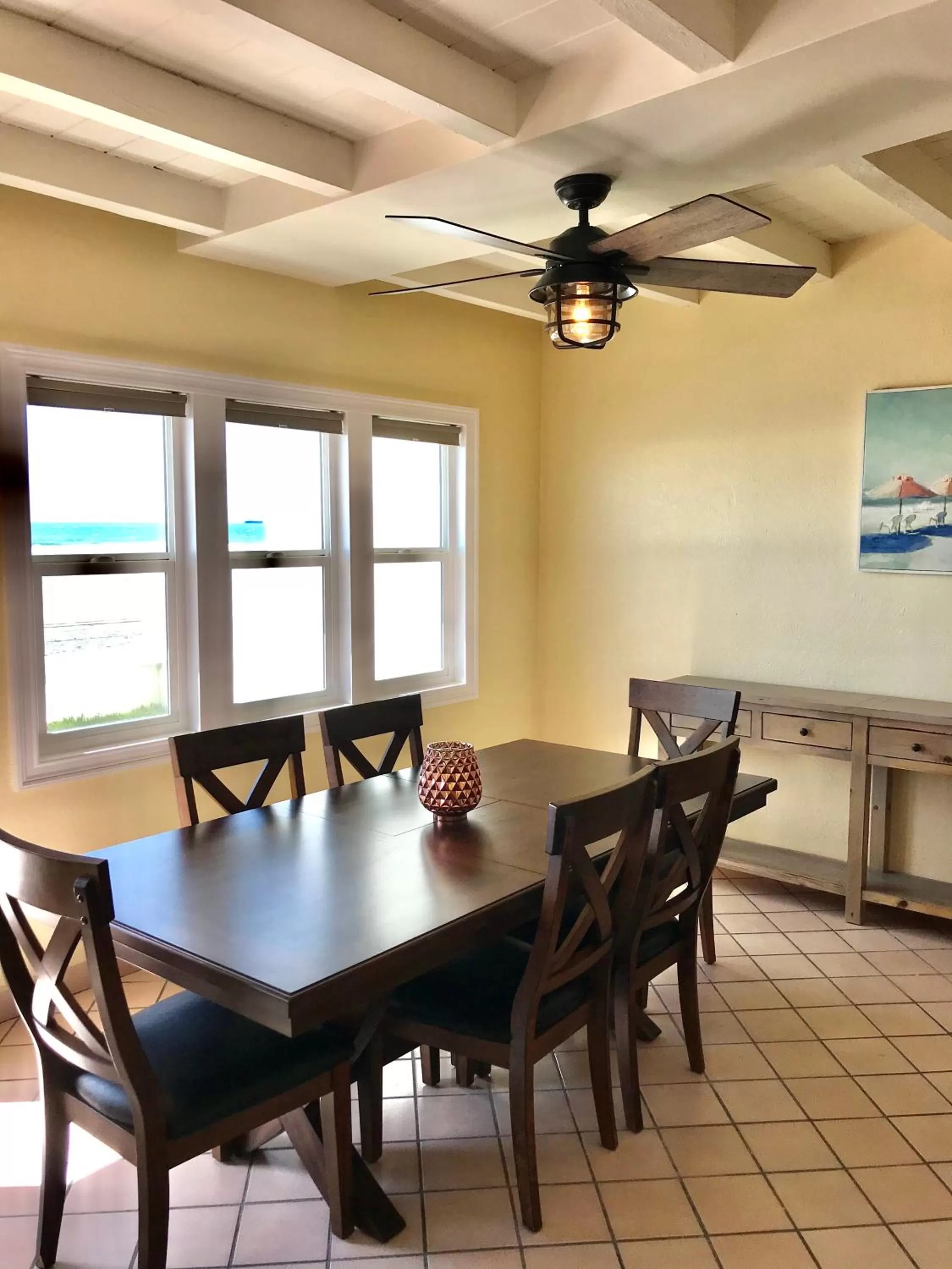 Dining area in Quinta Pacifica Beachfront Villas