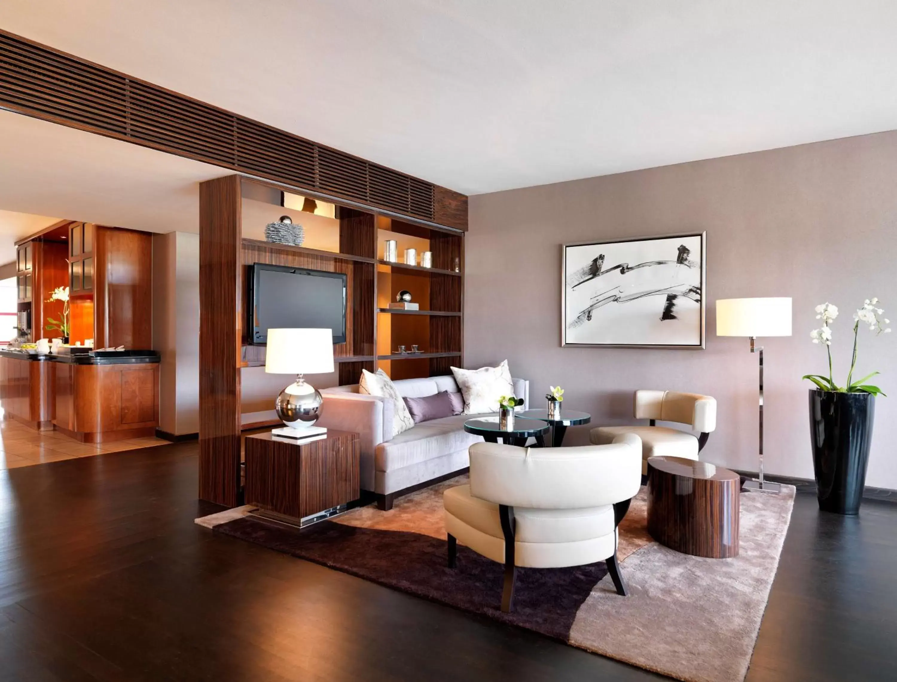 Pool view in Hyatt Regency Köln Pool view in Hyatt Regency Köln