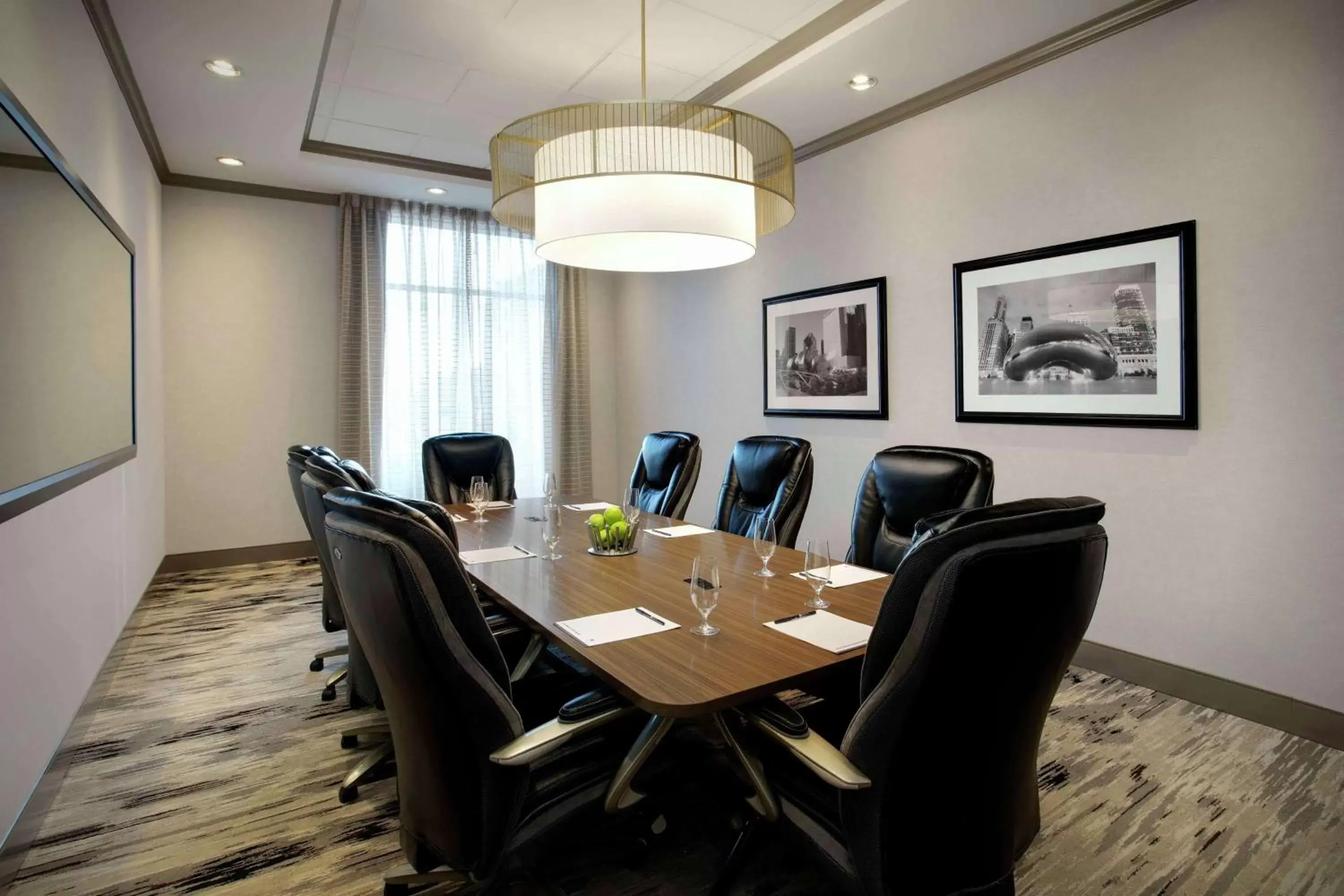 Meeting/conference room in DoubleTree by Hilton Chicago Midway Airport, IL