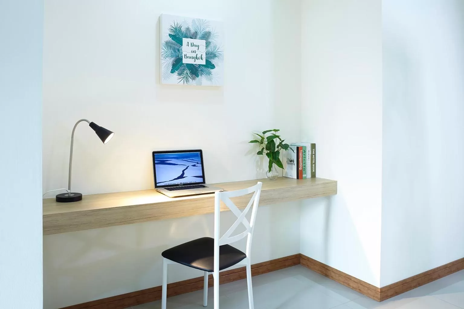 TV/Entertainment Center in The Plimplace Hotel