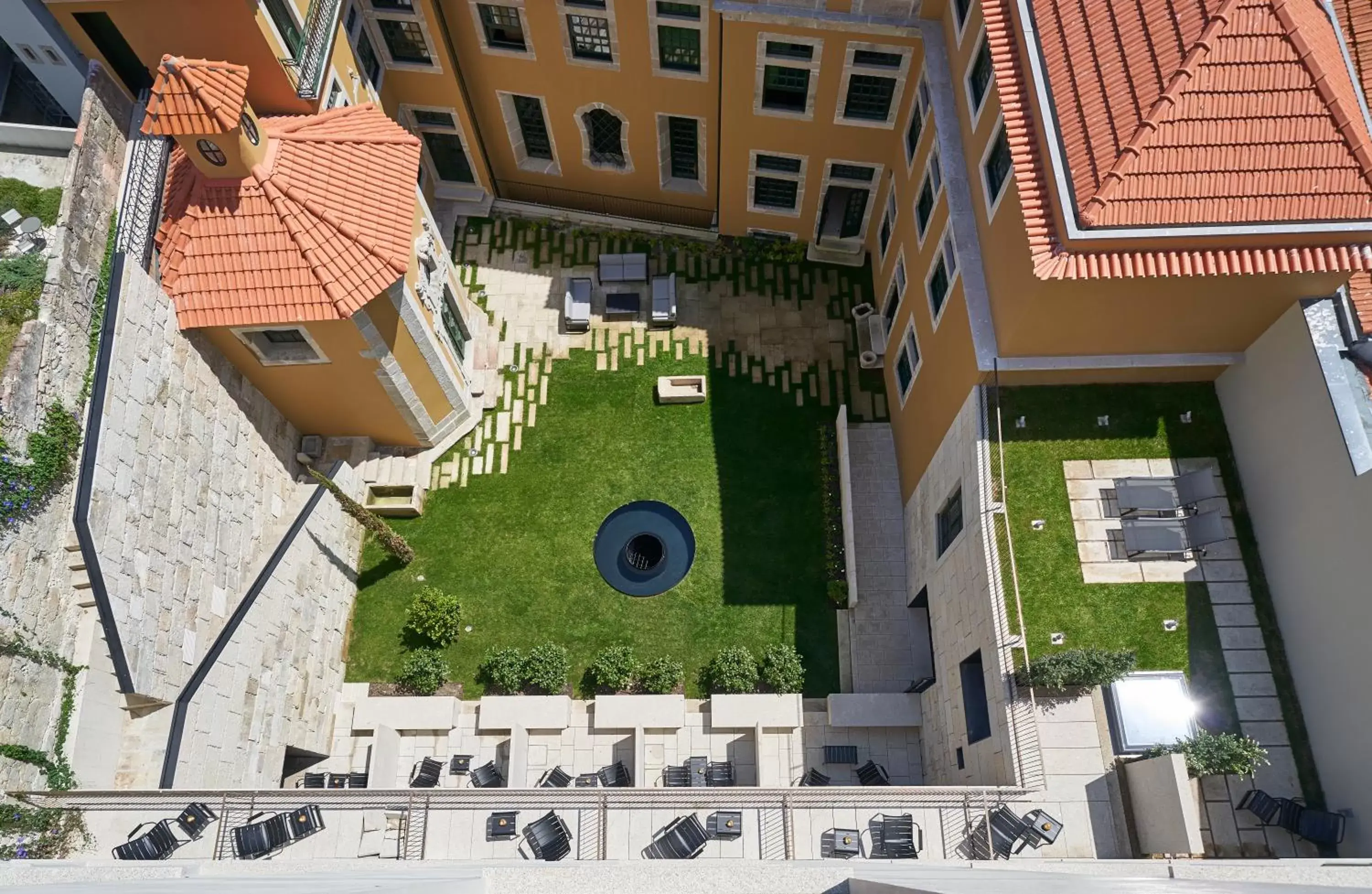 Garden view, Bird's-eye View in PortoBay Flores