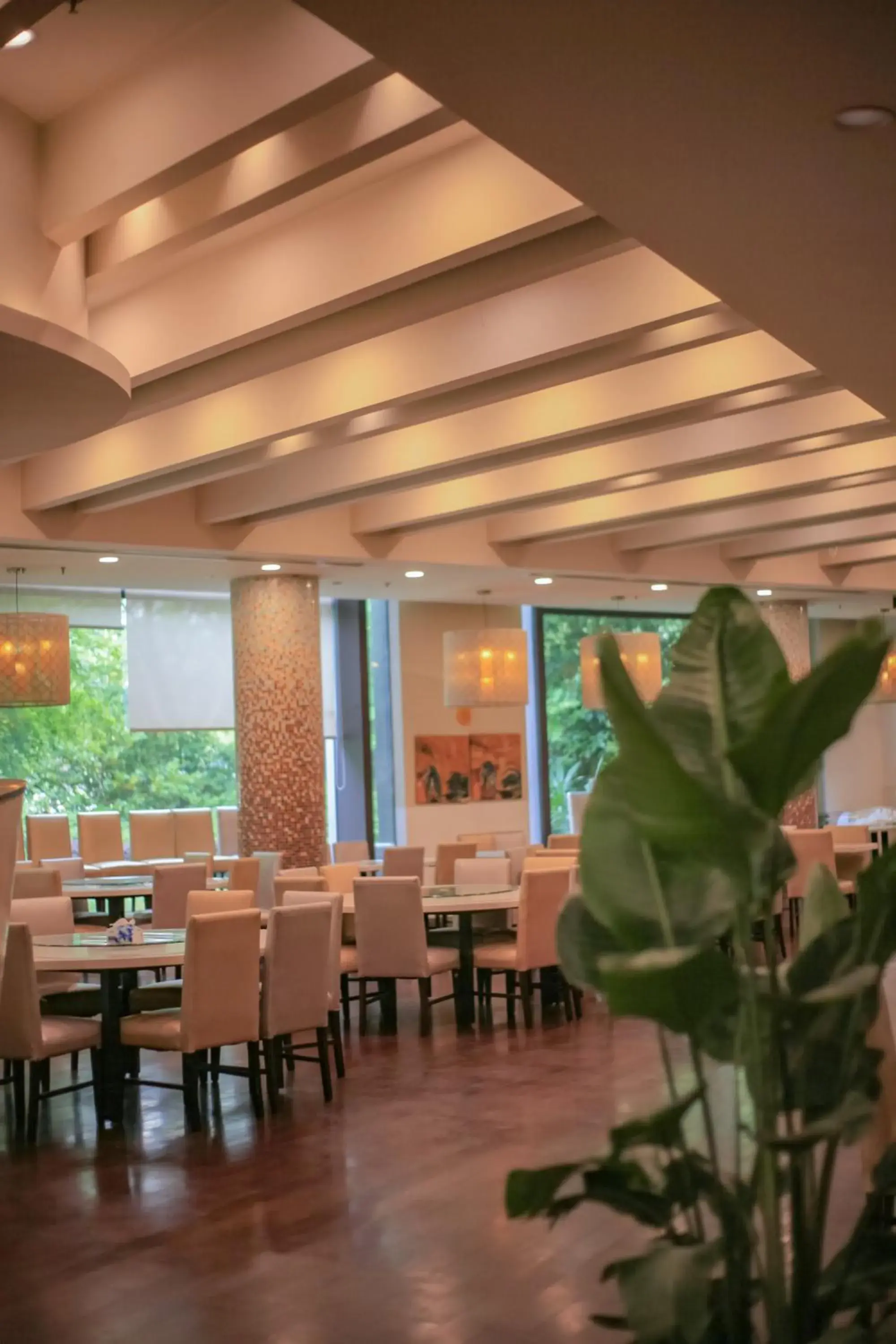 Restaurant/Places to Eat in Holiday Inn Express Shanghai Putuo, an IHG Hotel