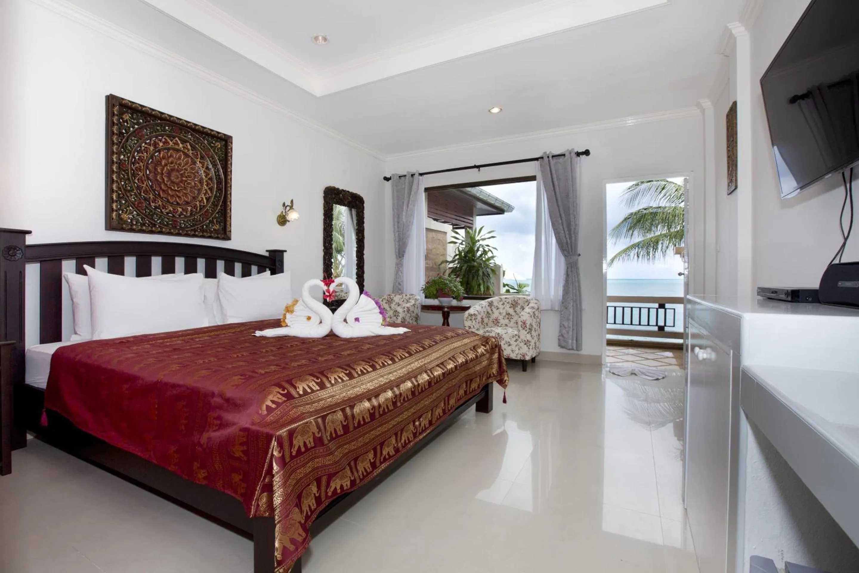 Photo of the whole room, Bed in Crystal Bay Beach Resort