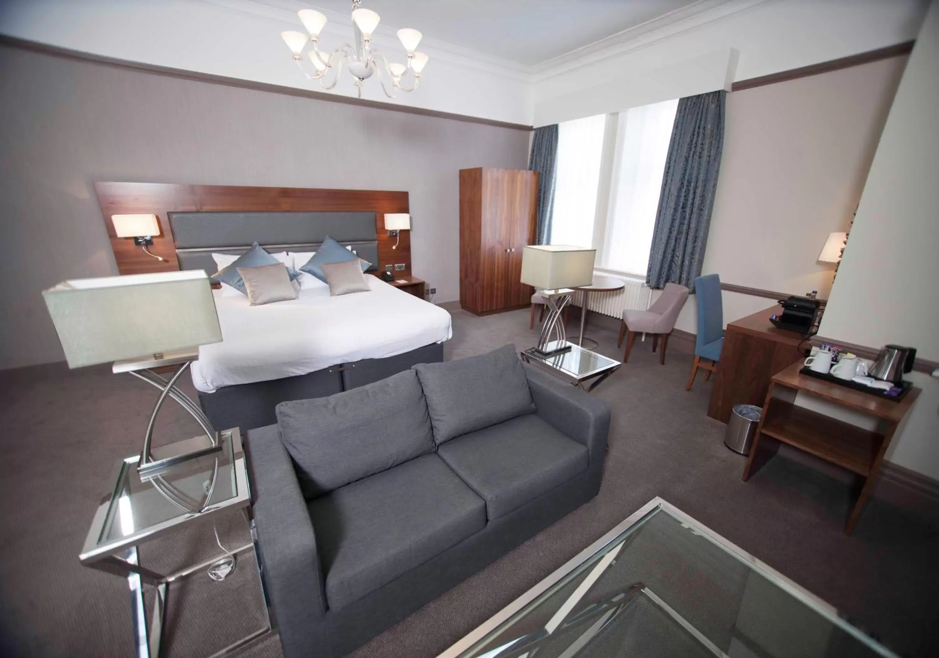 Bedroom in Best Western Chilworth Manor Hotel