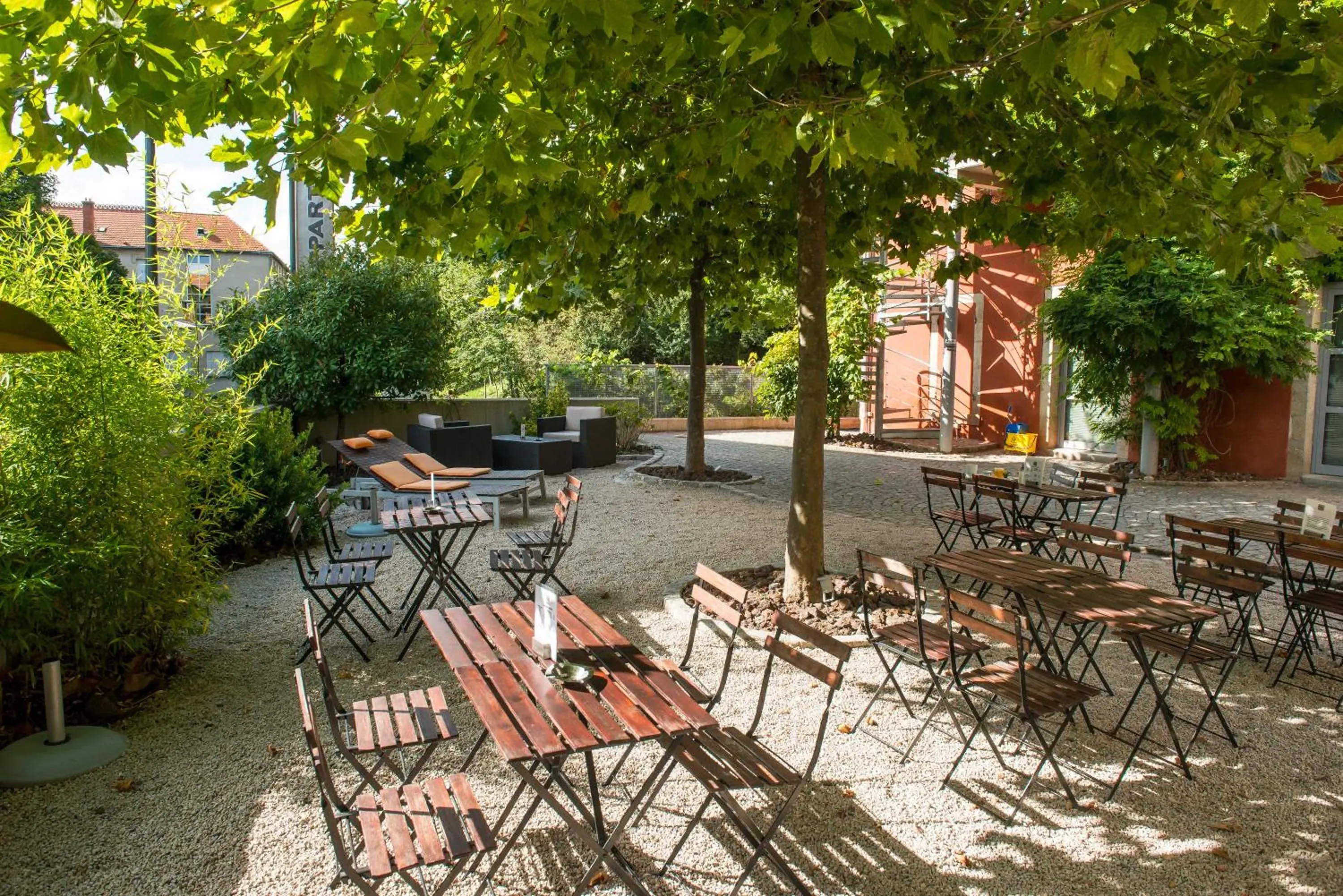 Patio in Hôtel des Capucins