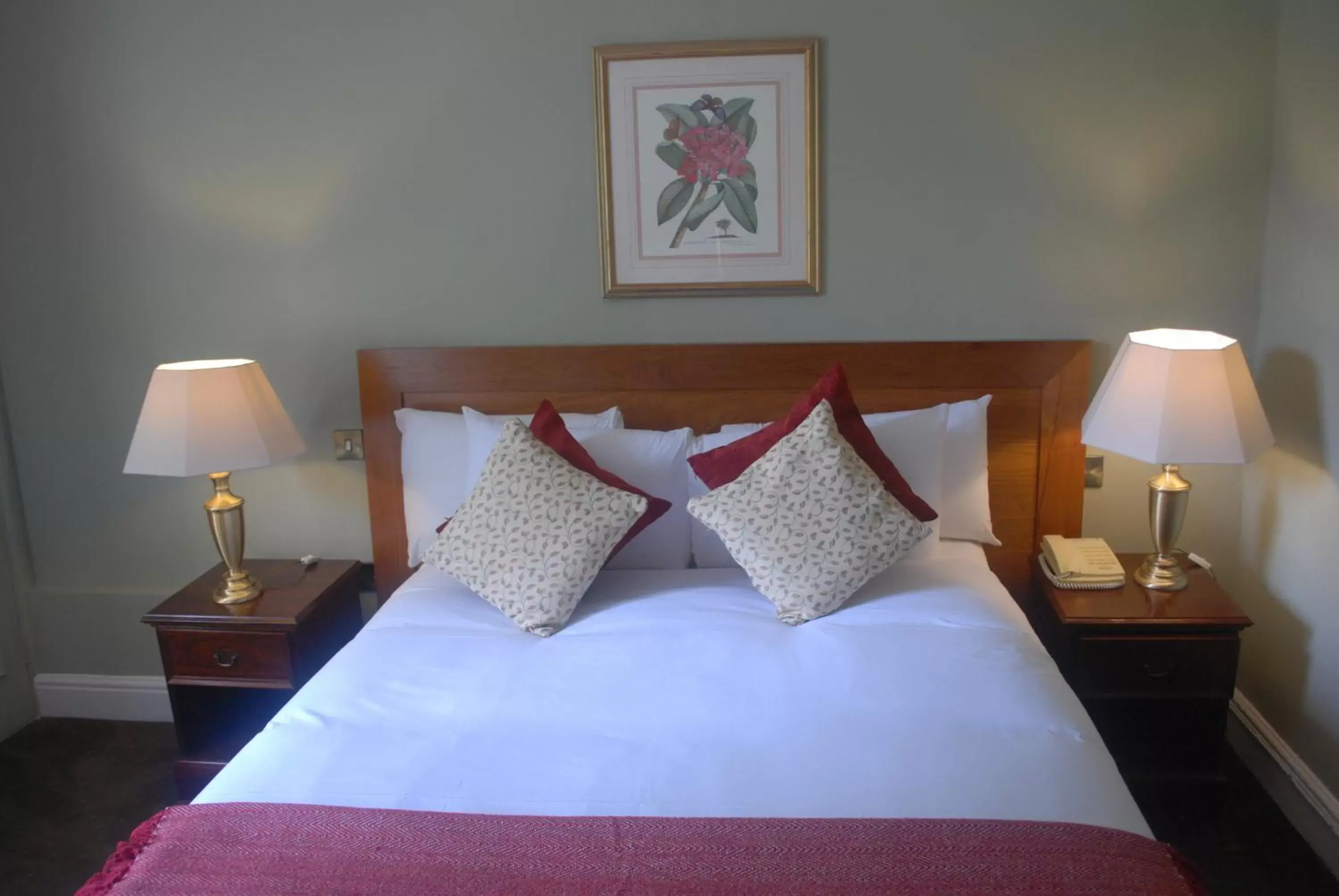 Bed in The Radnorshire Arms Hotel