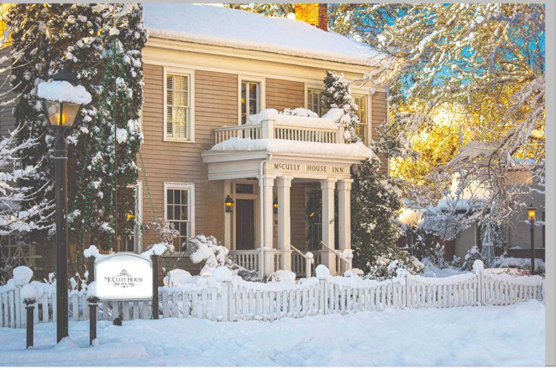 Property building in McCully House Inn