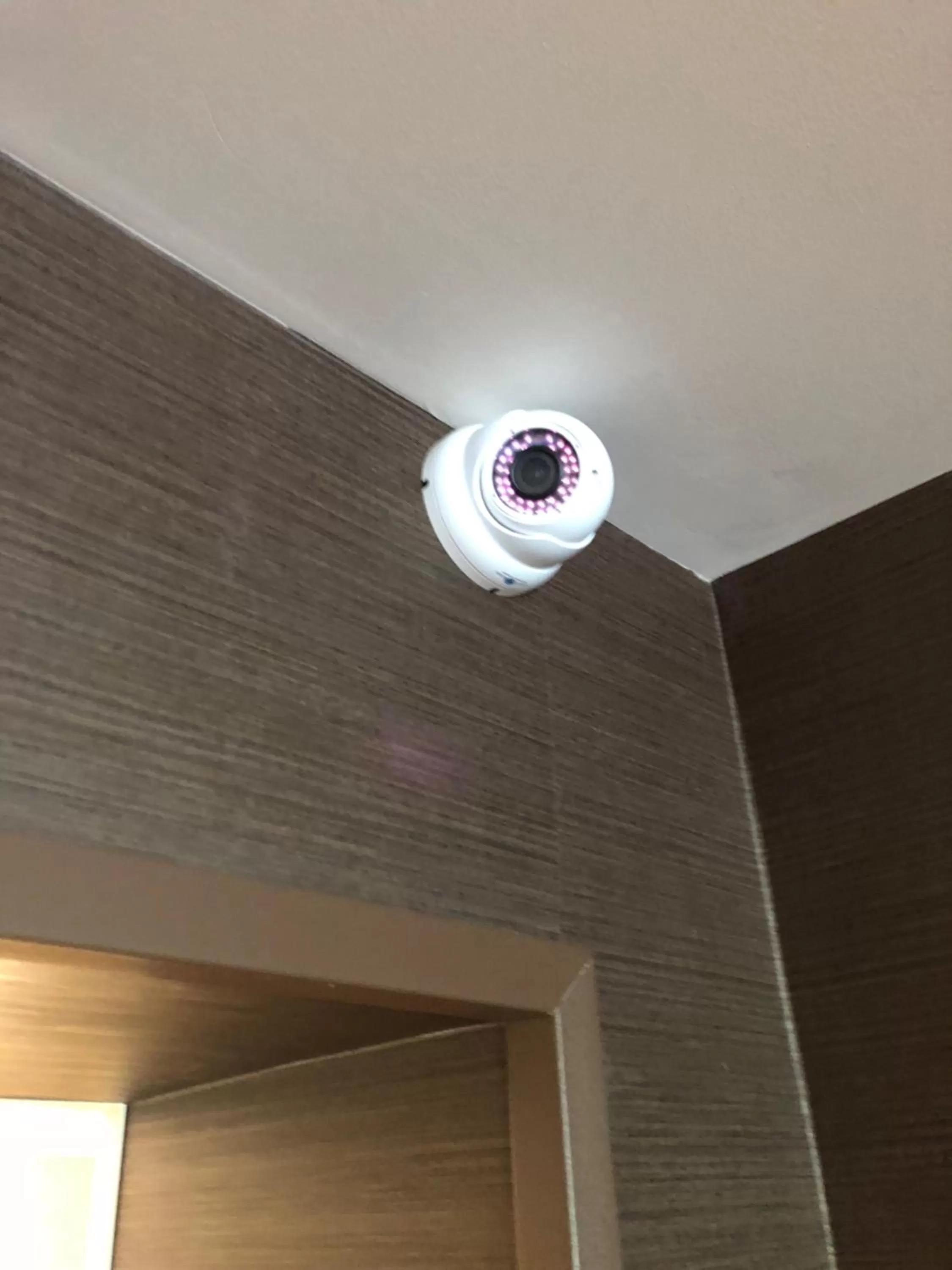 Countryview Inn & Suites