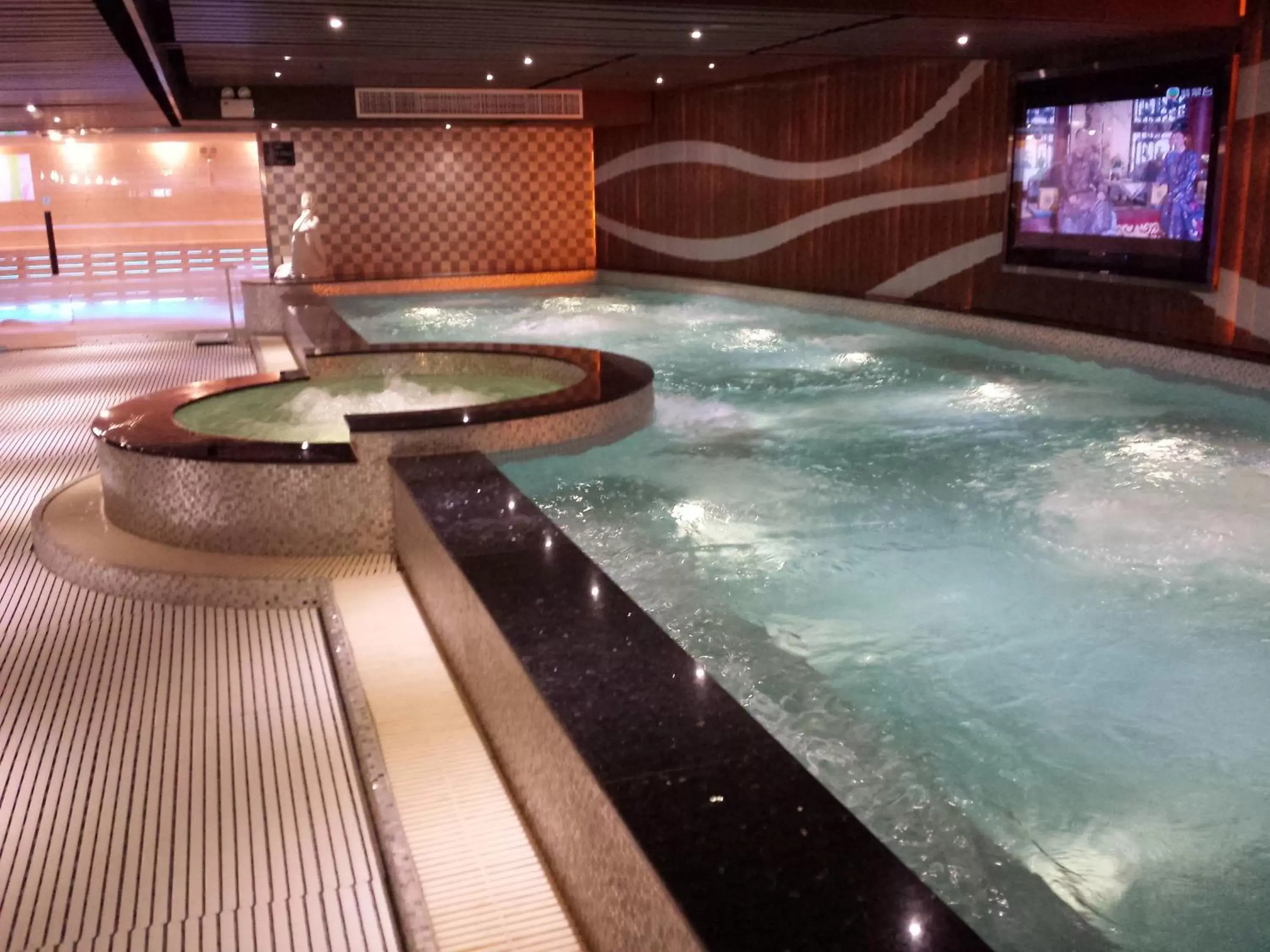 Spa and wellness centre/facilities, Swimming Pool in Kimberley Hotel