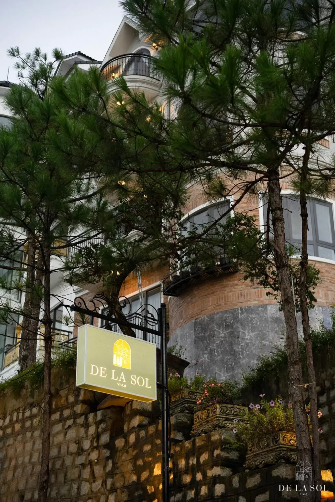 Property building in De La Sol Villa Dalat Property building in De La Sol Villa Dalat