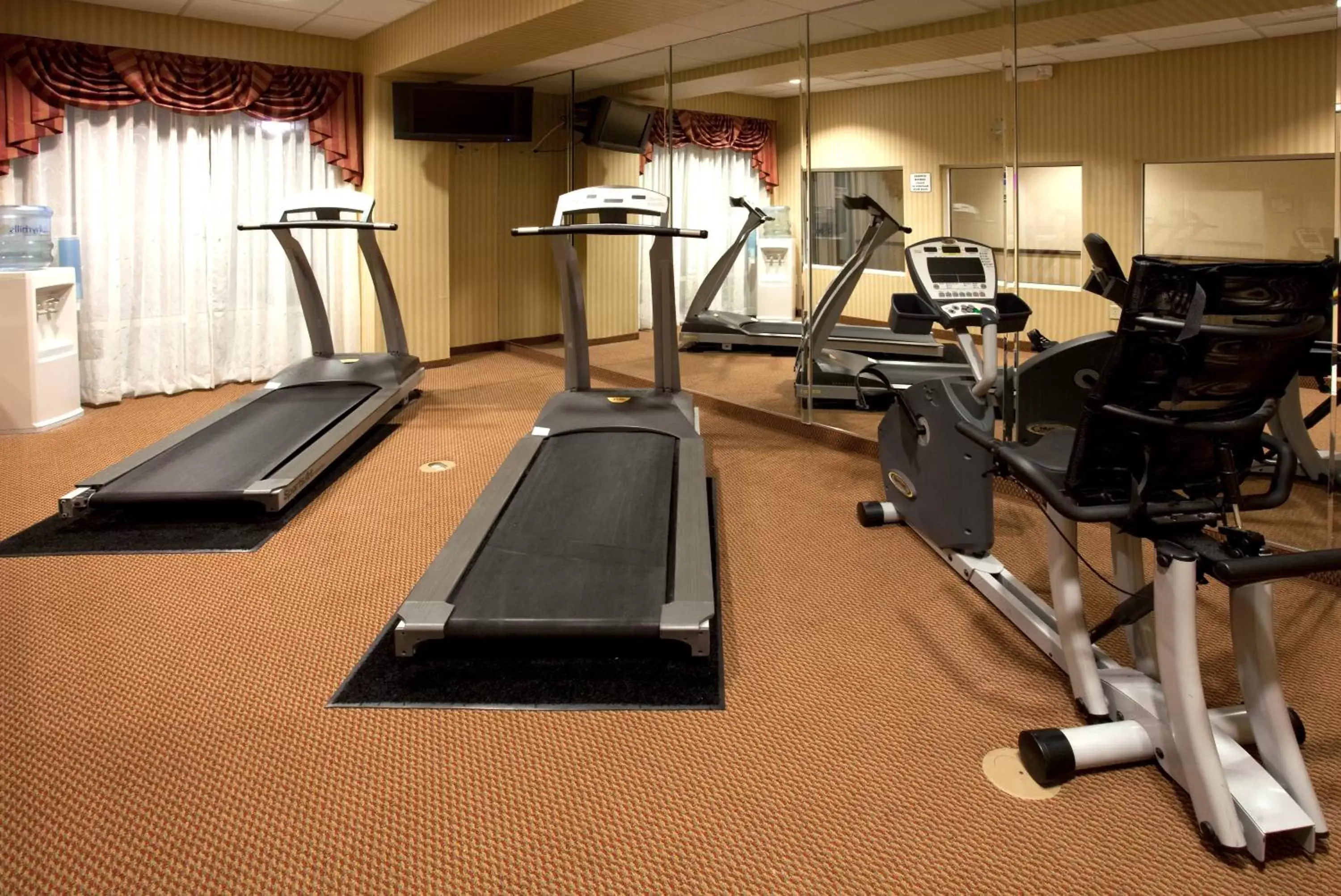 Spa and wellness centre/facilities, Fitness Center/Facilities in Holiday Inn Express - Spring Hill FLORIDA, an IHG Hotel