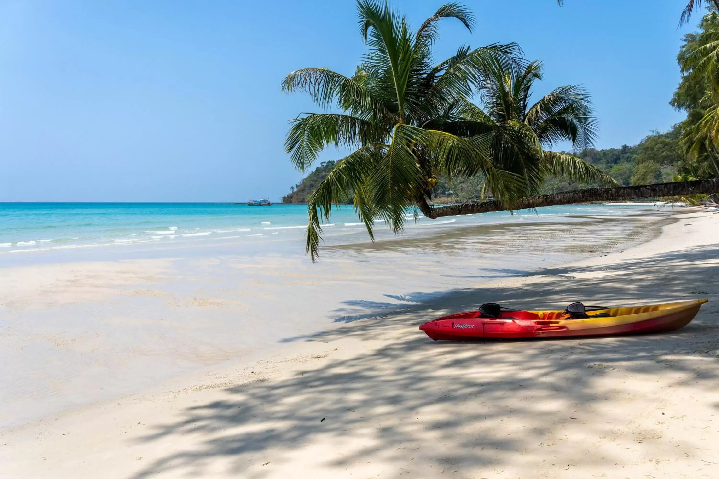 Beach in High Season Pool Villa & Spa