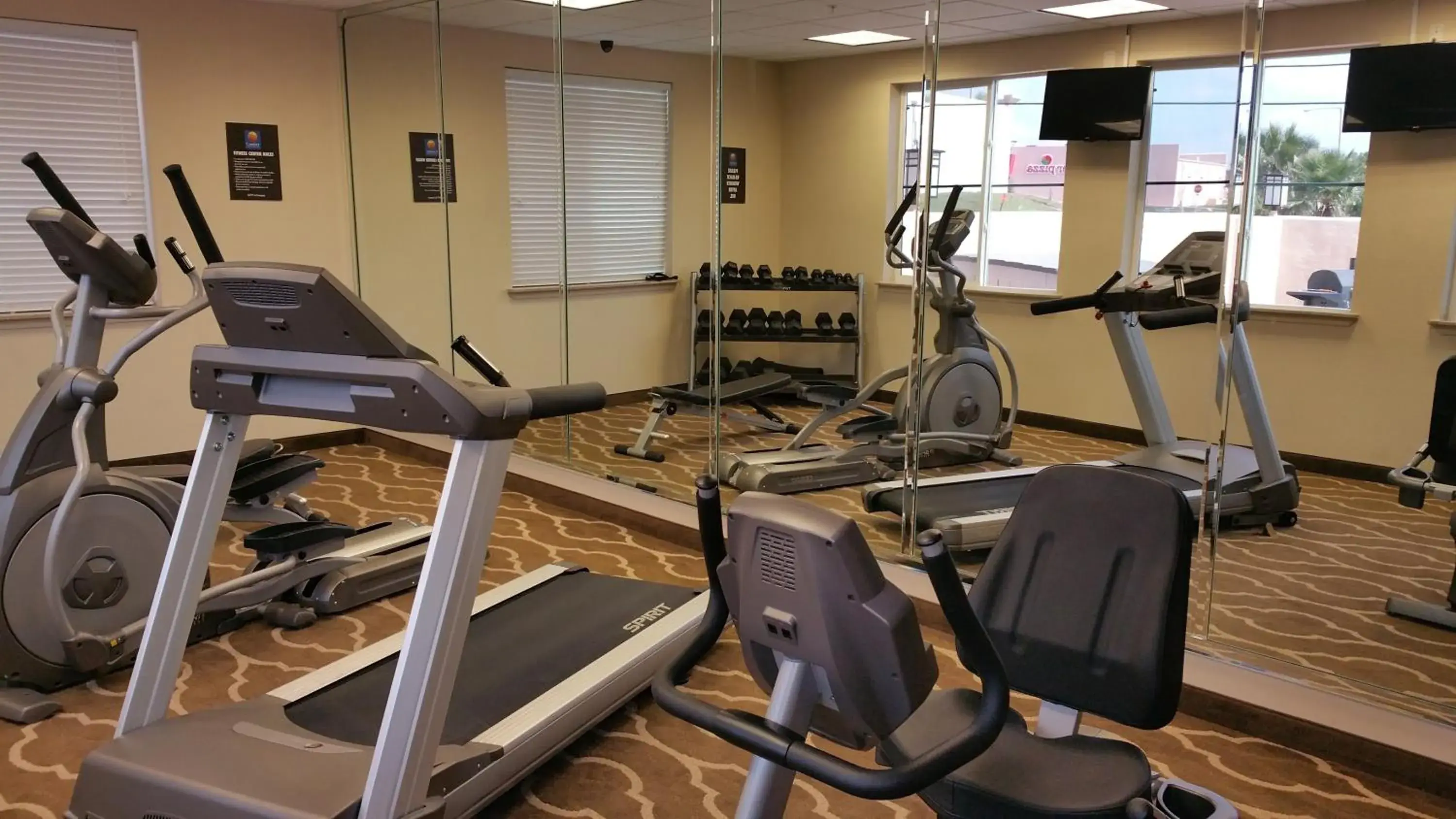 Fitness centre/facilities, Fitness Center/Facilities in Comfort Inn & Suites Lakeside