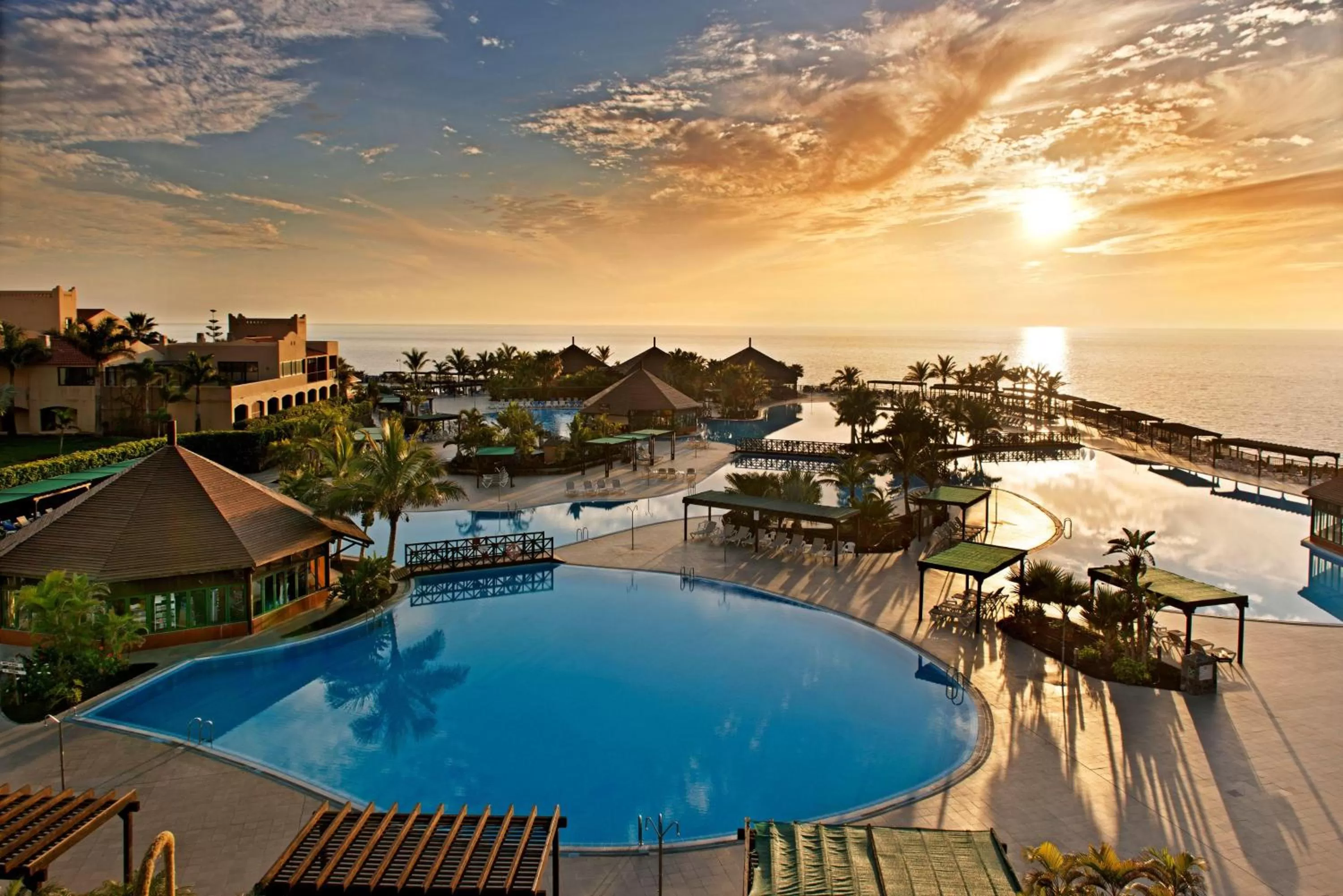 Swimming pool in La Palma Princess