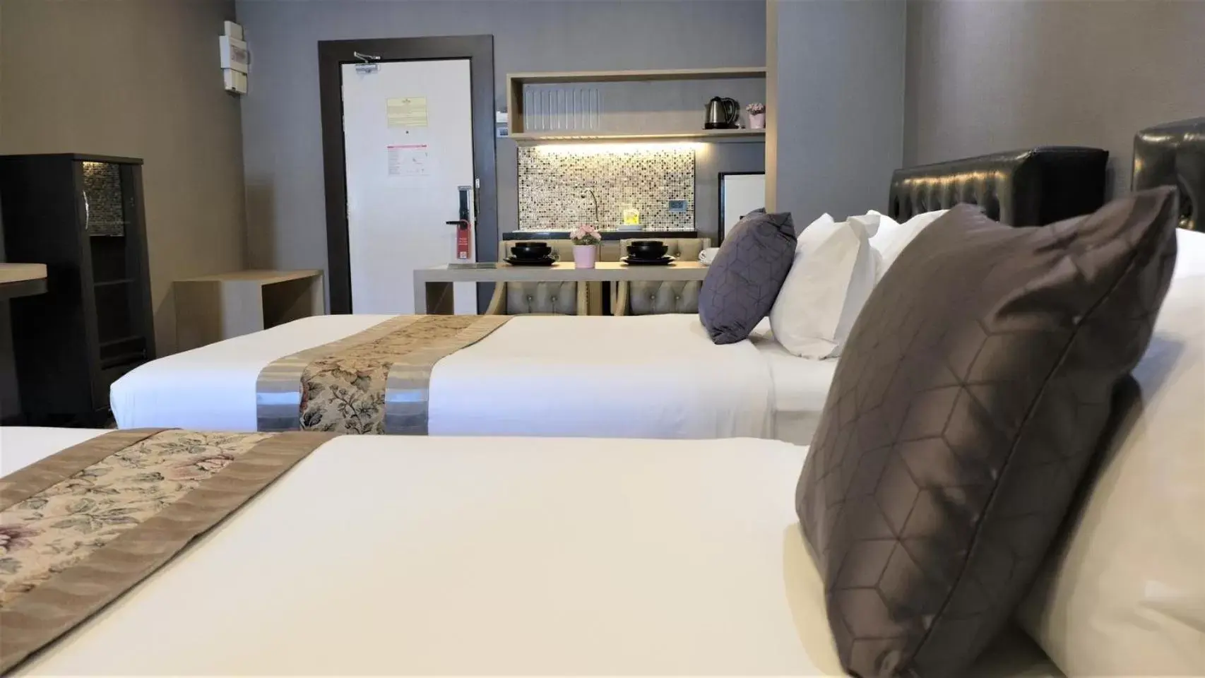 Bed in KTK Pattaya Hotel & Residence