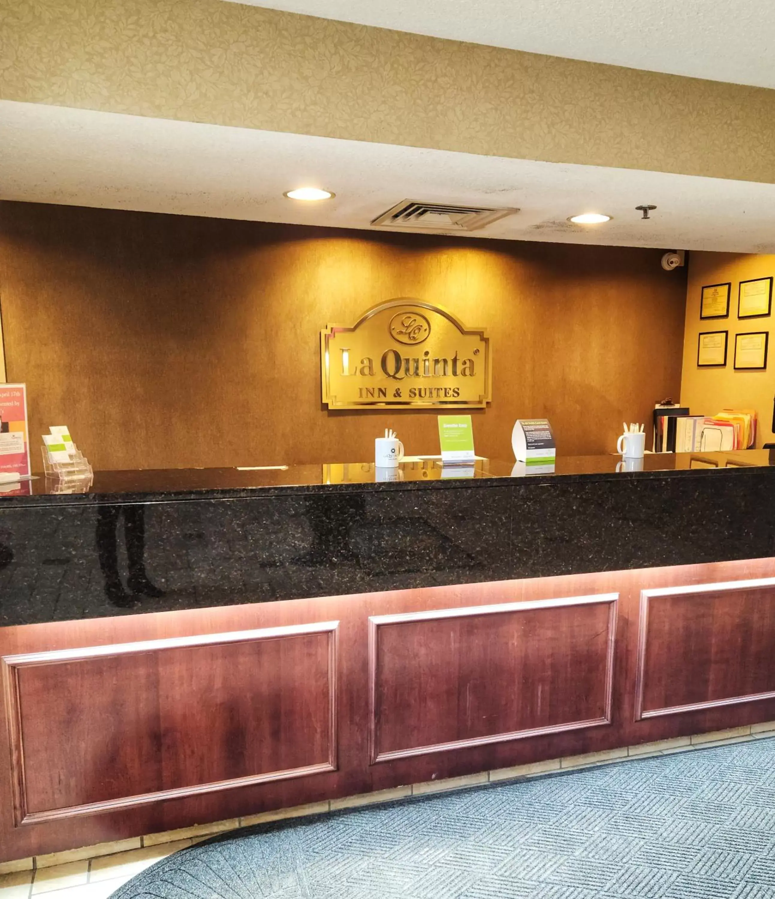 Lobby or reception, Lobby/Reception in La Quinta by Wyndham Appleton College Avenue