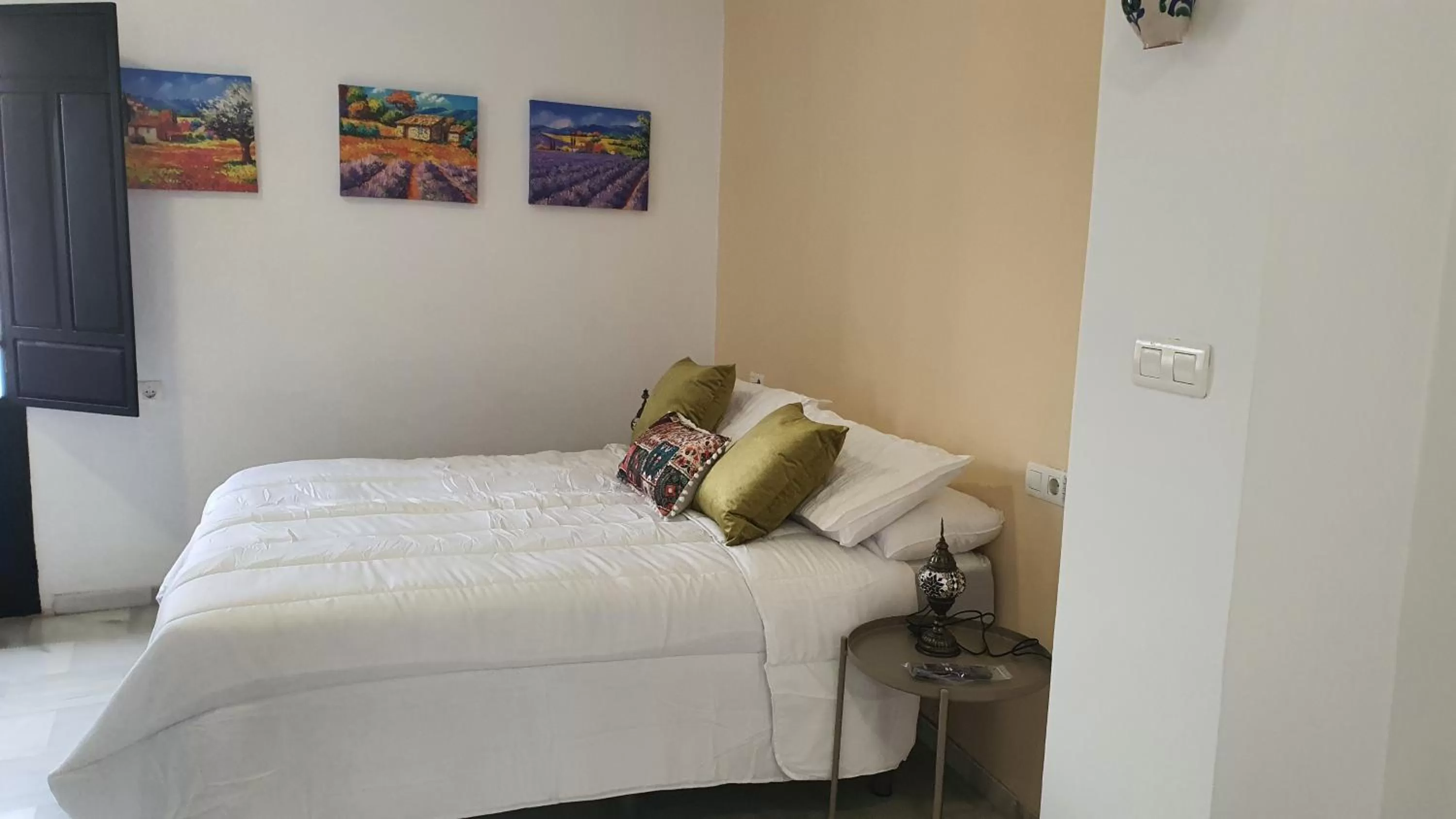 Bedroom, Bed in CASA MORENA MiA APARTAMENTOS