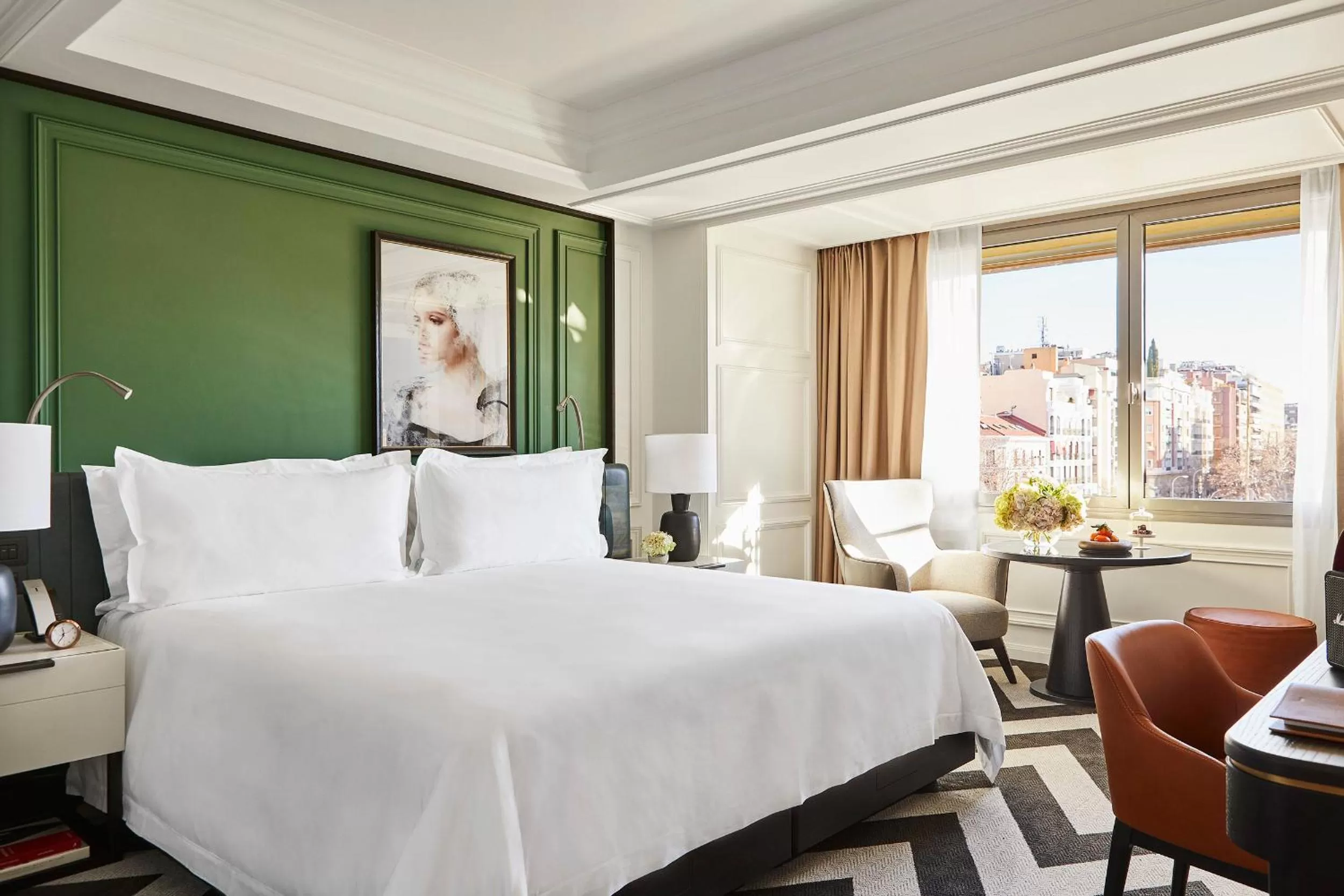 Bed in Rosewood Villa Magna