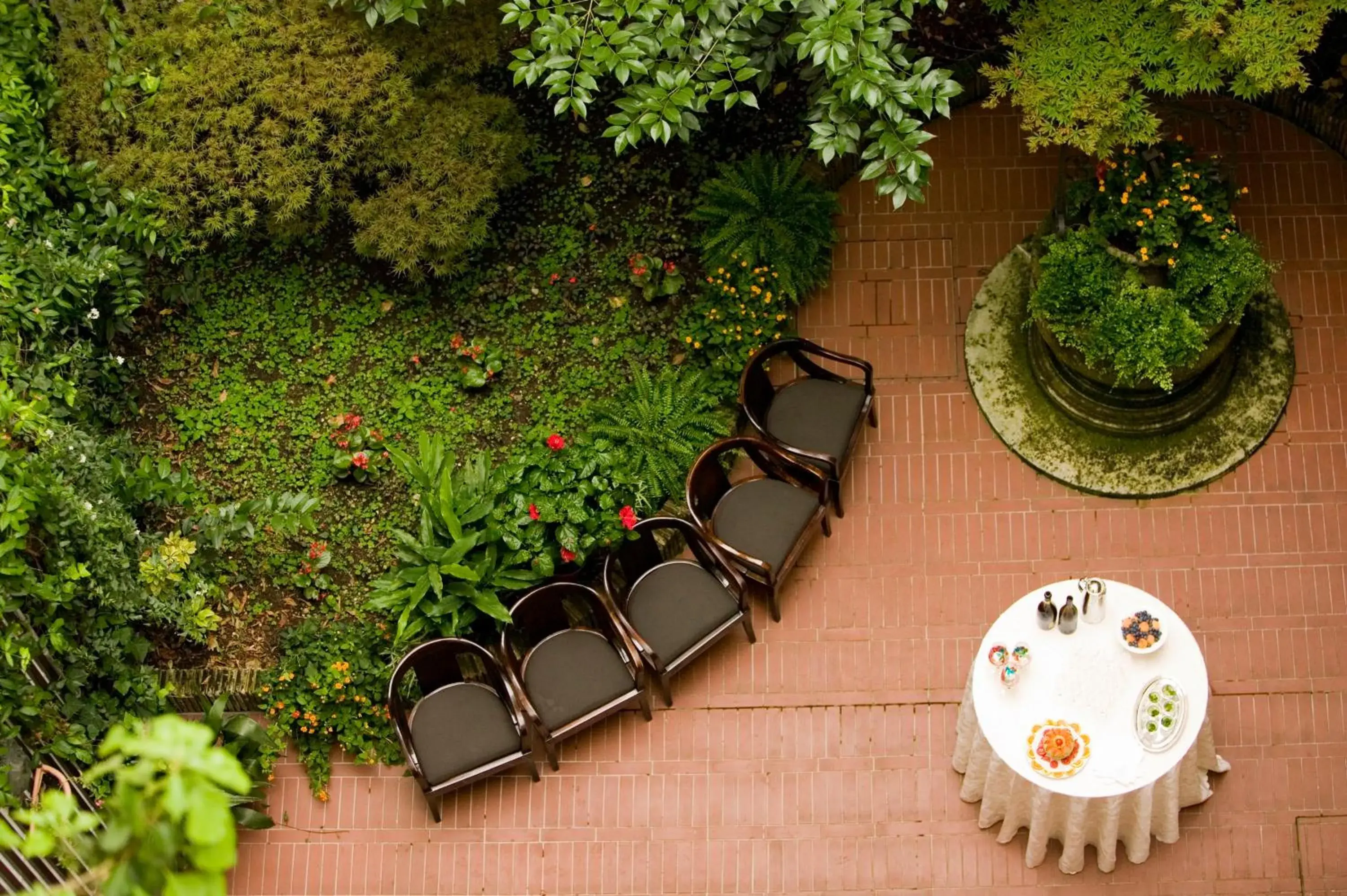 Garden in Astoria Hotel Italia