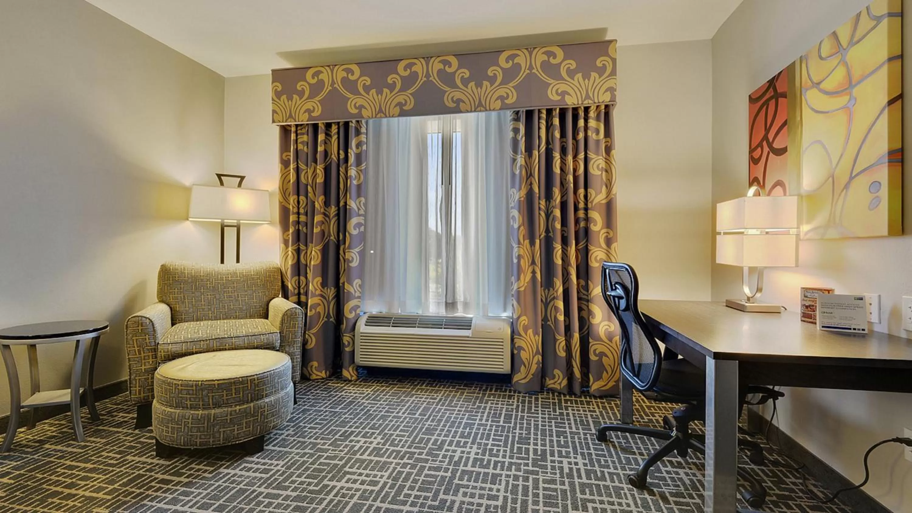 Photo of the whole room in Holiday Inn Express & Suites Gonzales by IHG