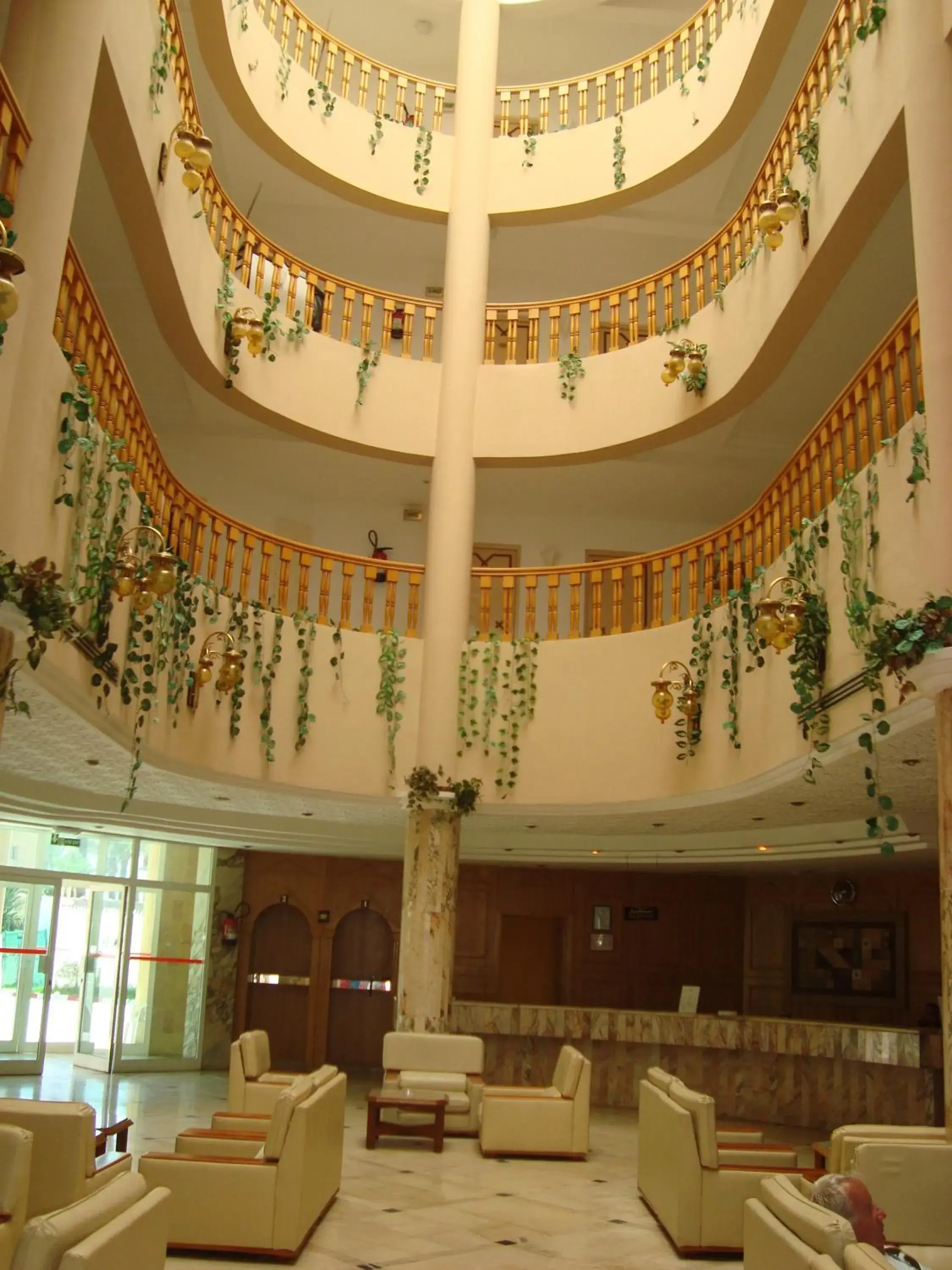 Balcony/Terrace, Lobby/Reception in Hotel Royal Beach