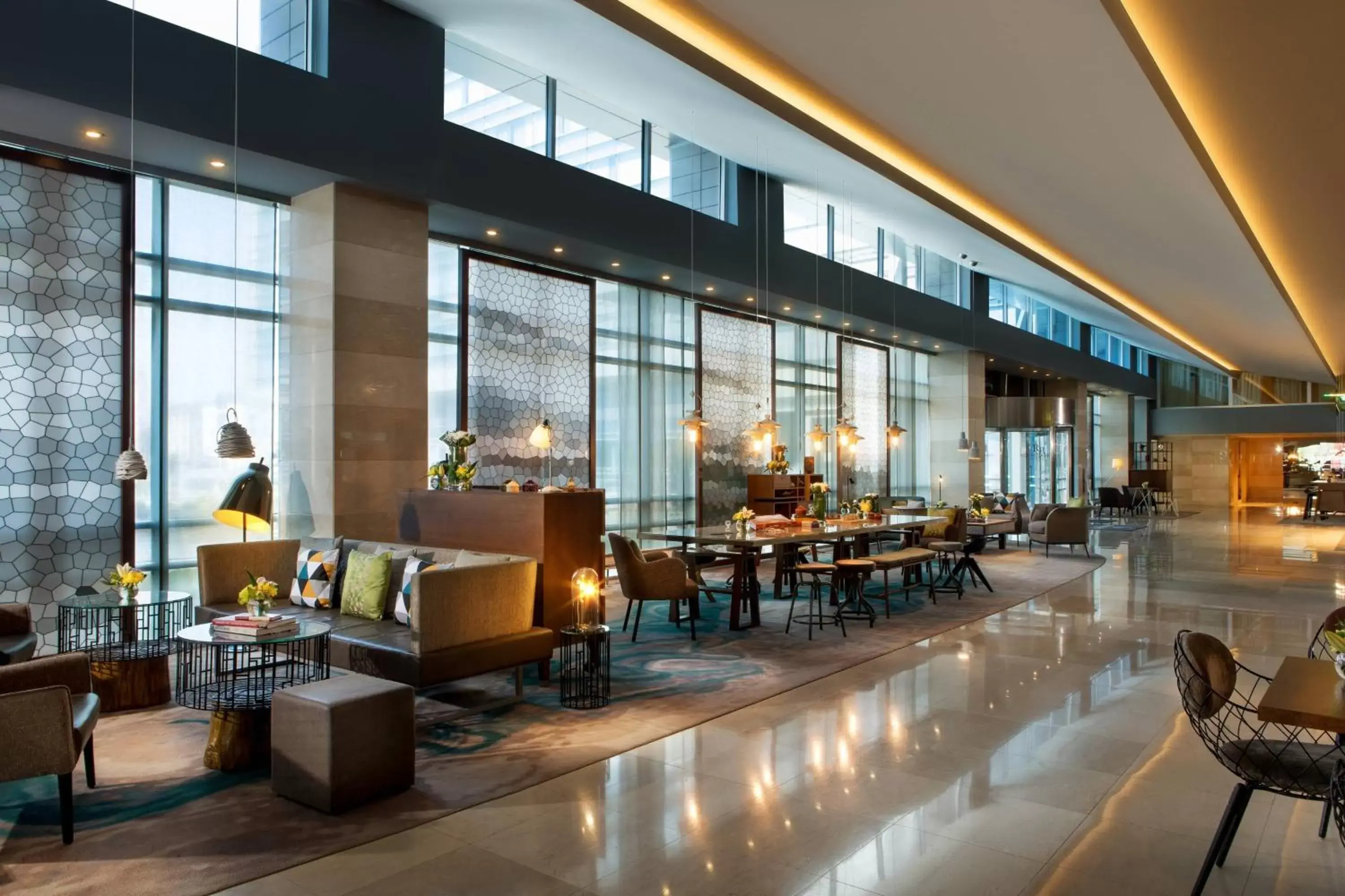 Lobby or reception, Restaurant/Places to Eat in Renaissance Atyrau Hotel