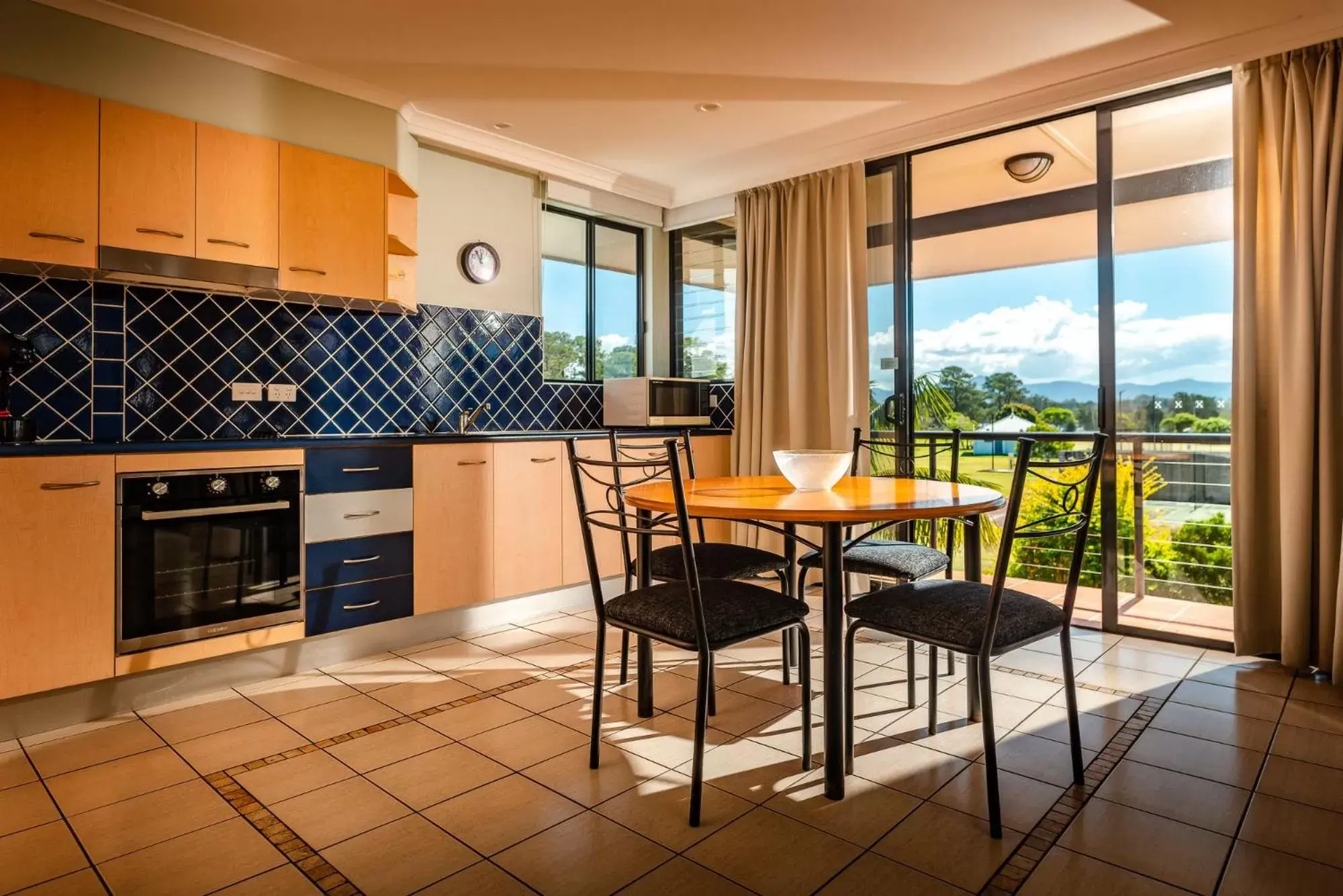 Dining Area in Riverside Holiday Resort Urunga