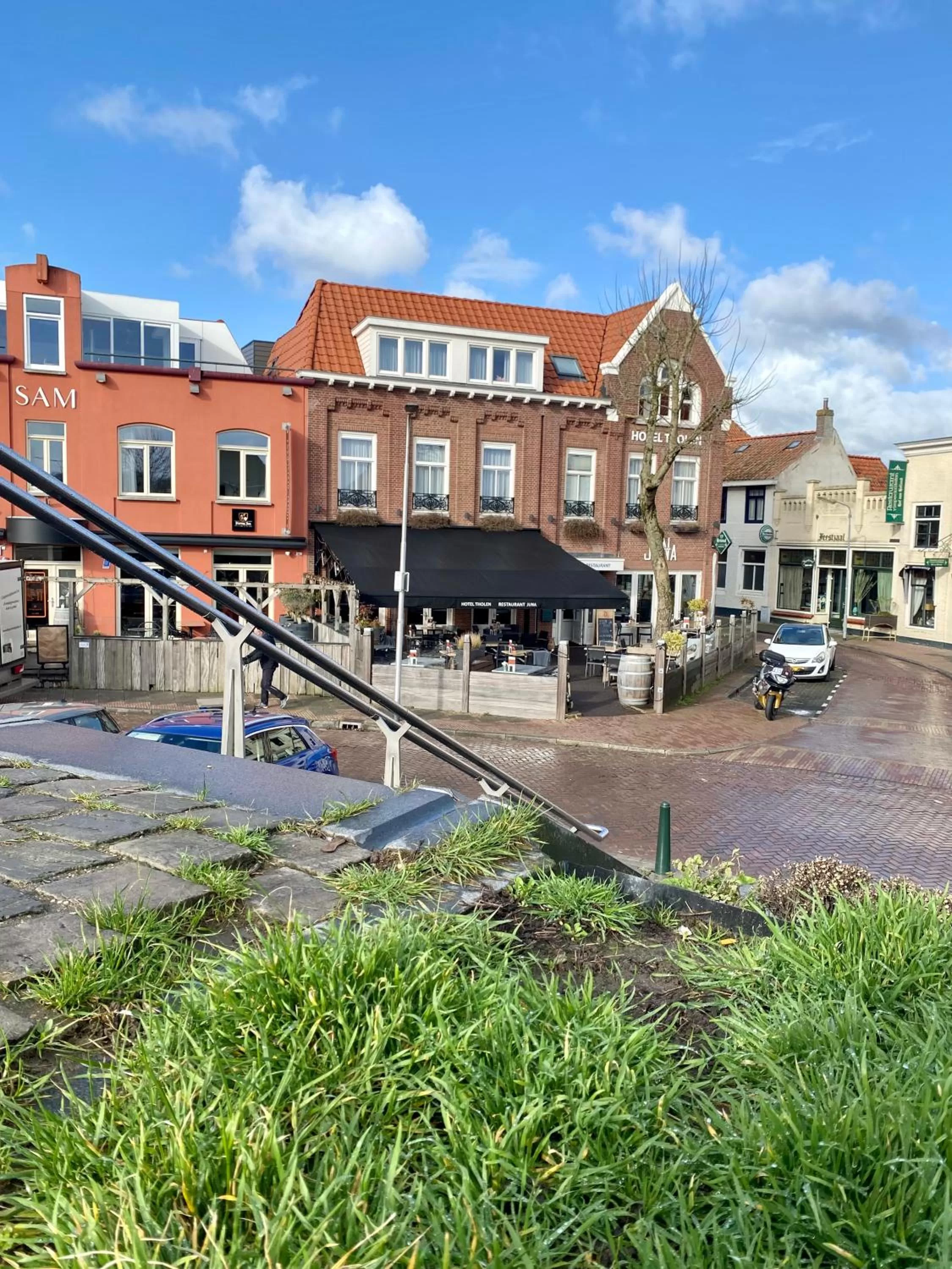 Property building in Hotel Tholen