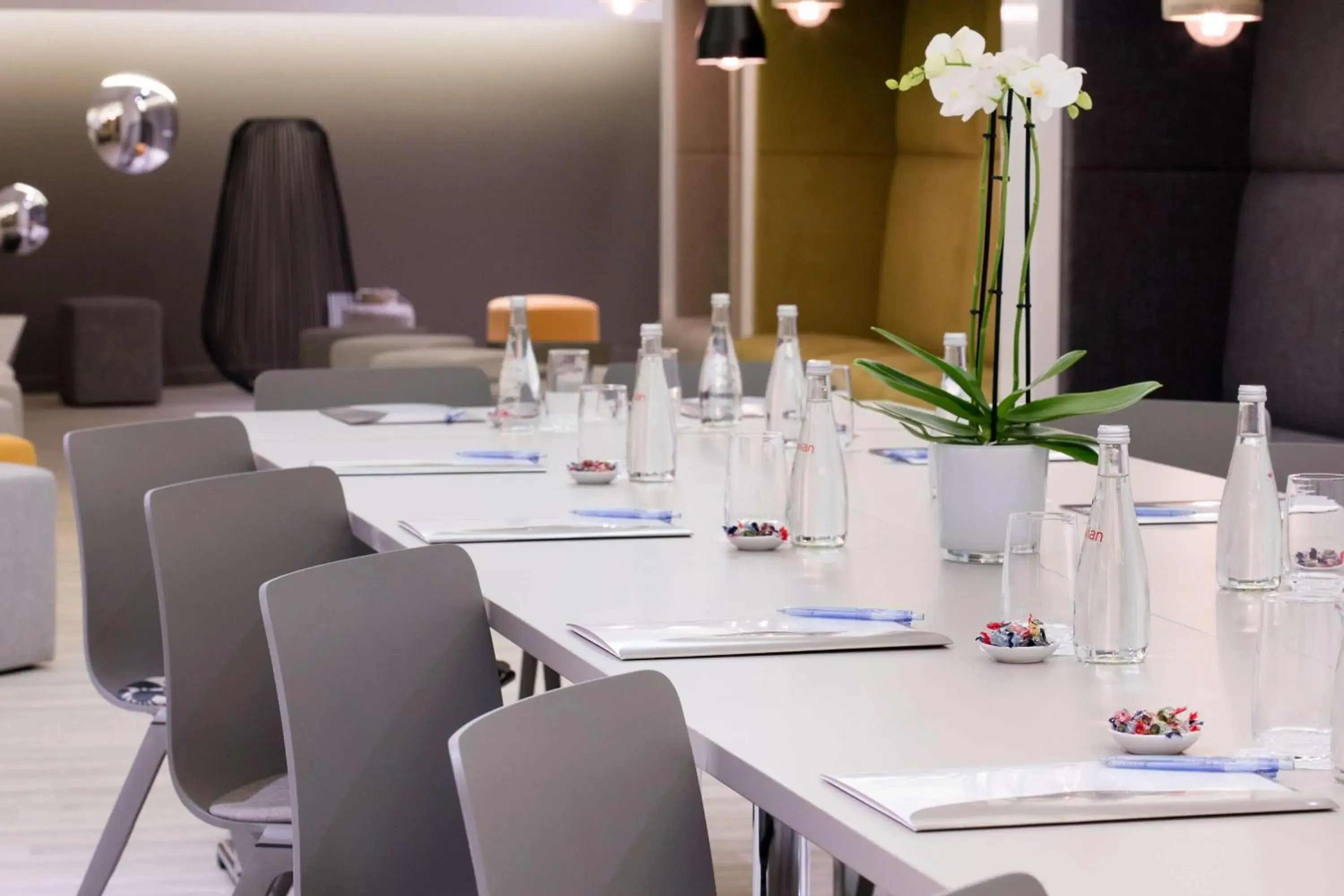 Business facilities, Restaurant/Places to Eat in Best Western Plus Hotel Du Parc Chantilly