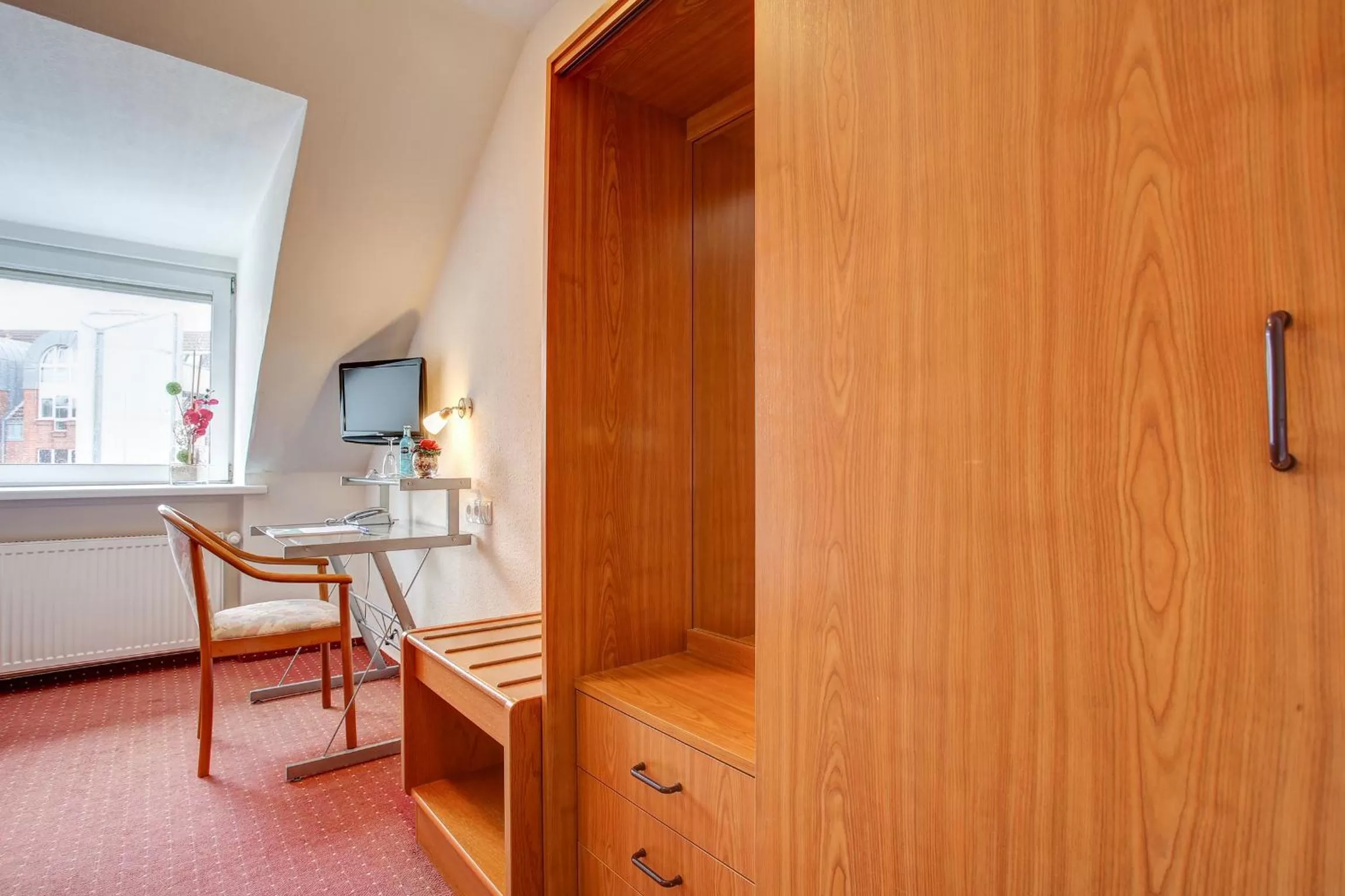 Decorative detail in Hotel Consul